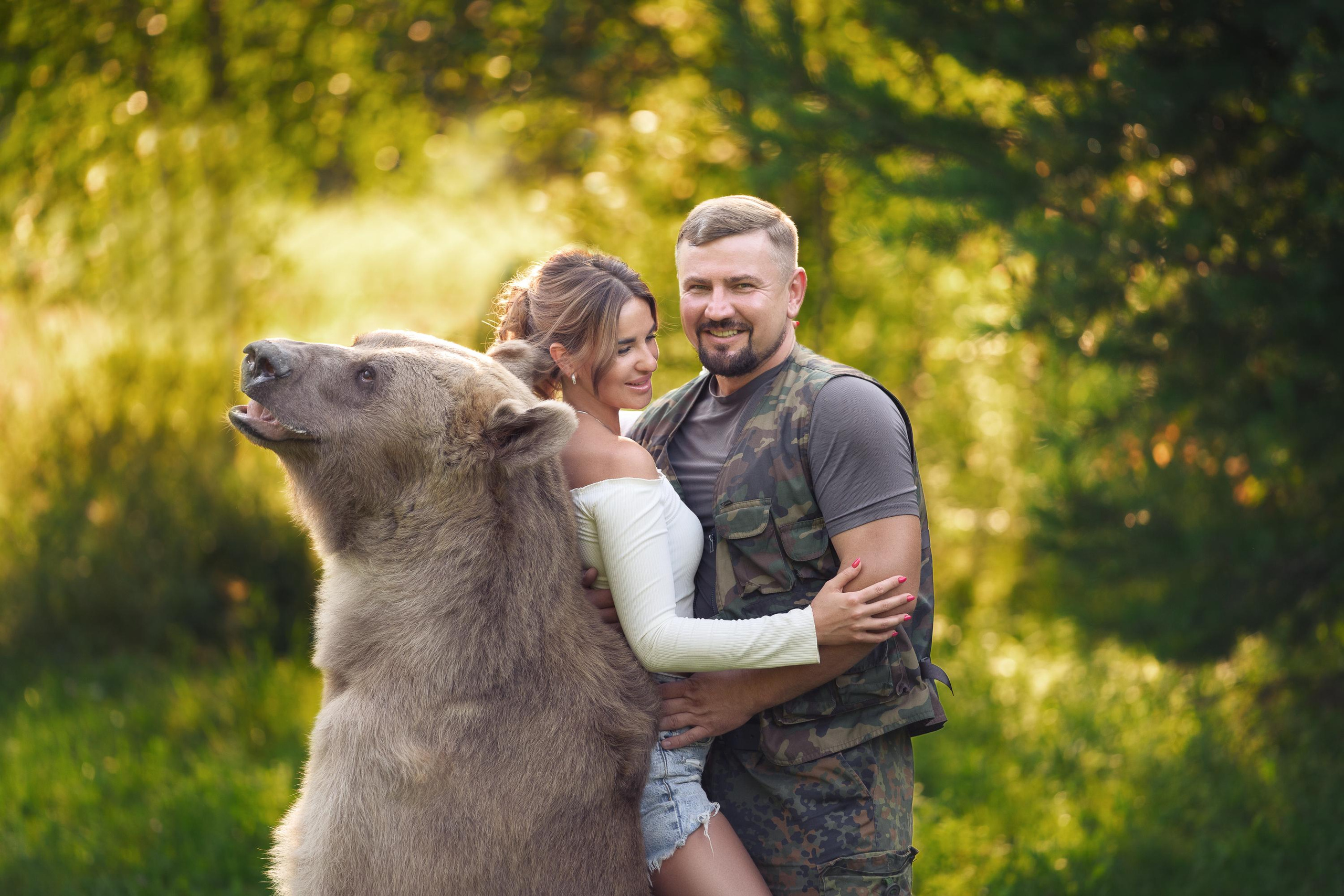 Фотосессия с медведем. Профессиональное решение для частных лиц и бизнеса
