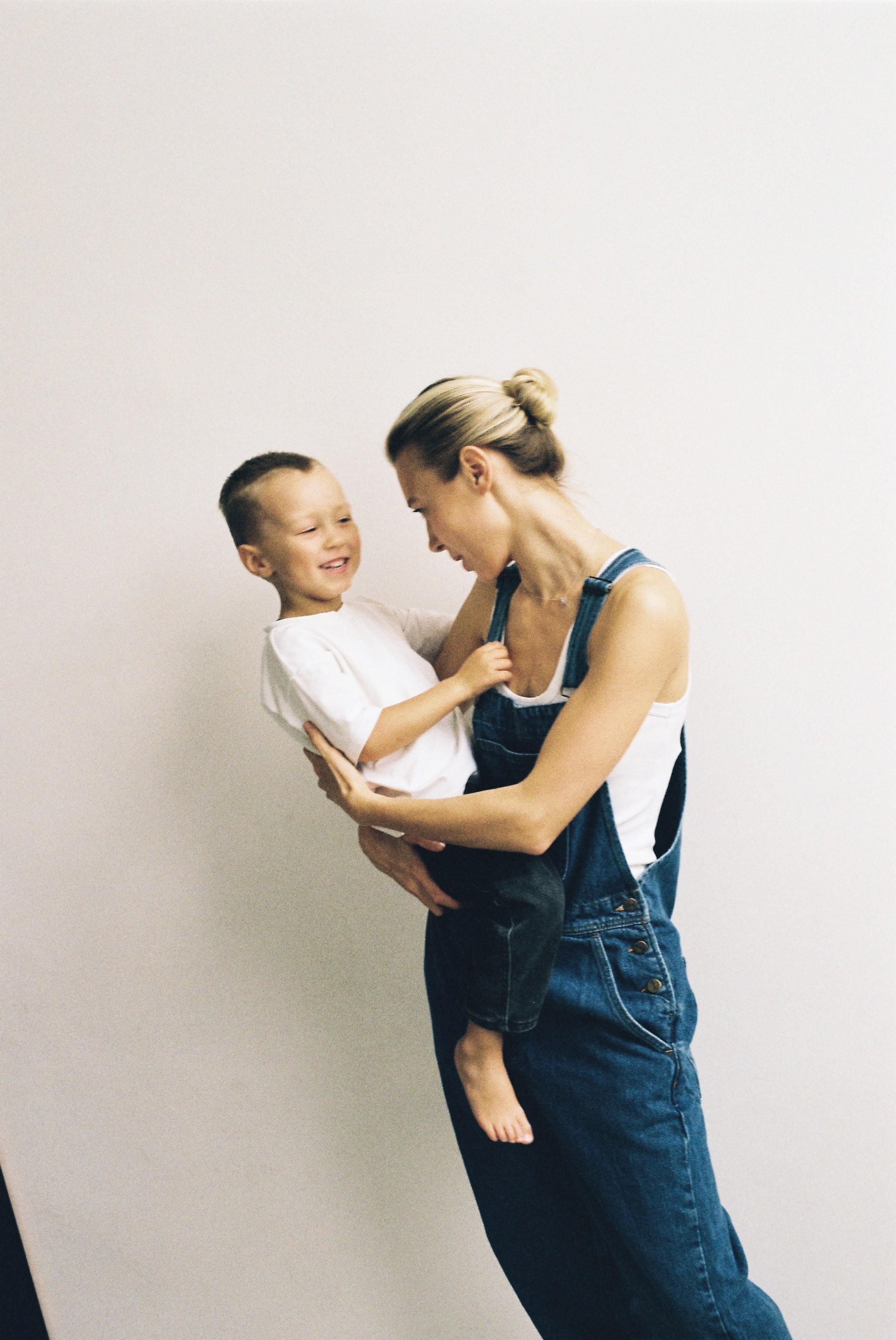 Дарья и Мирон (35 mm). Фотограф в Екатеринбурге и Москве, Анна