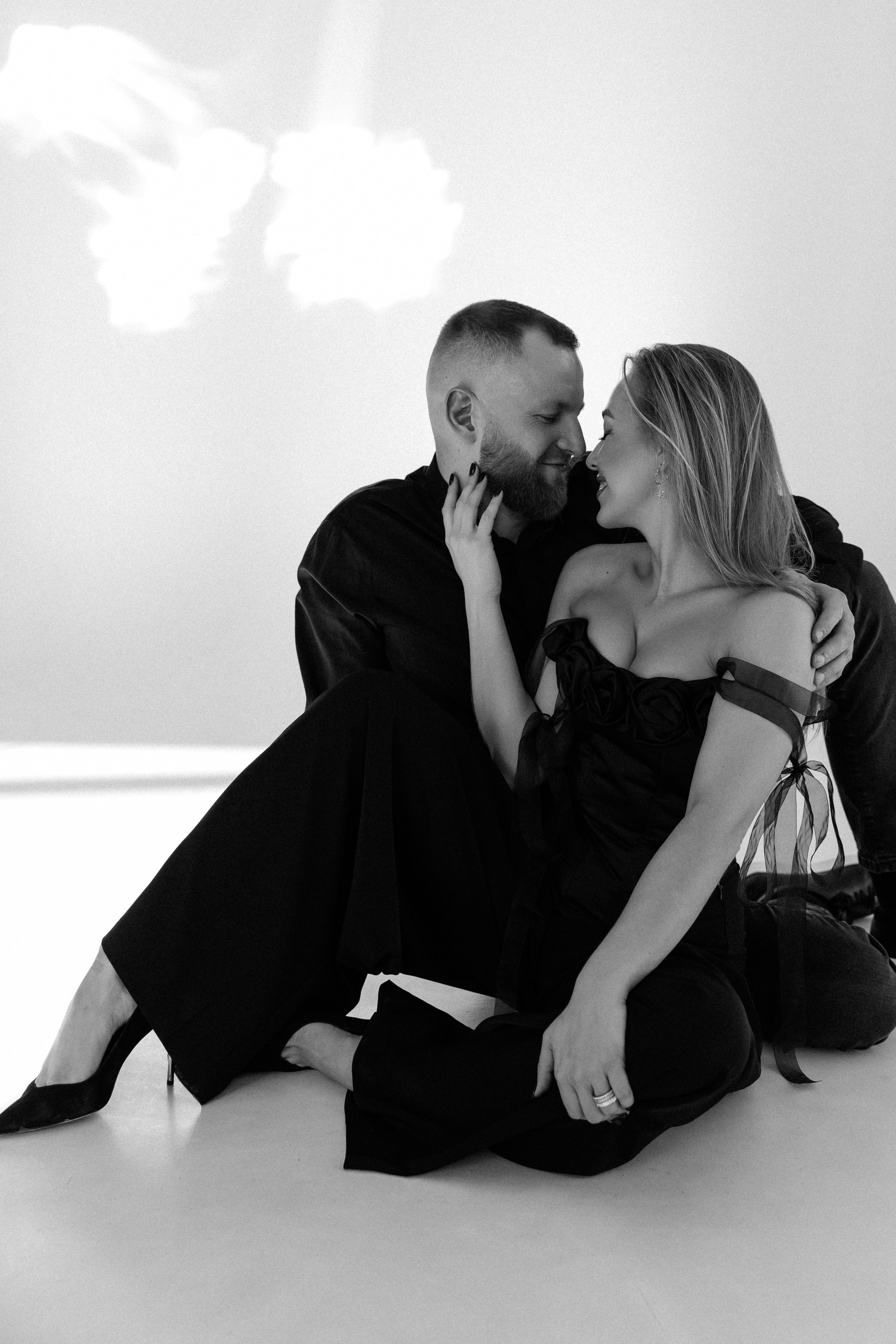 Y & V. ФОТОГРАФ