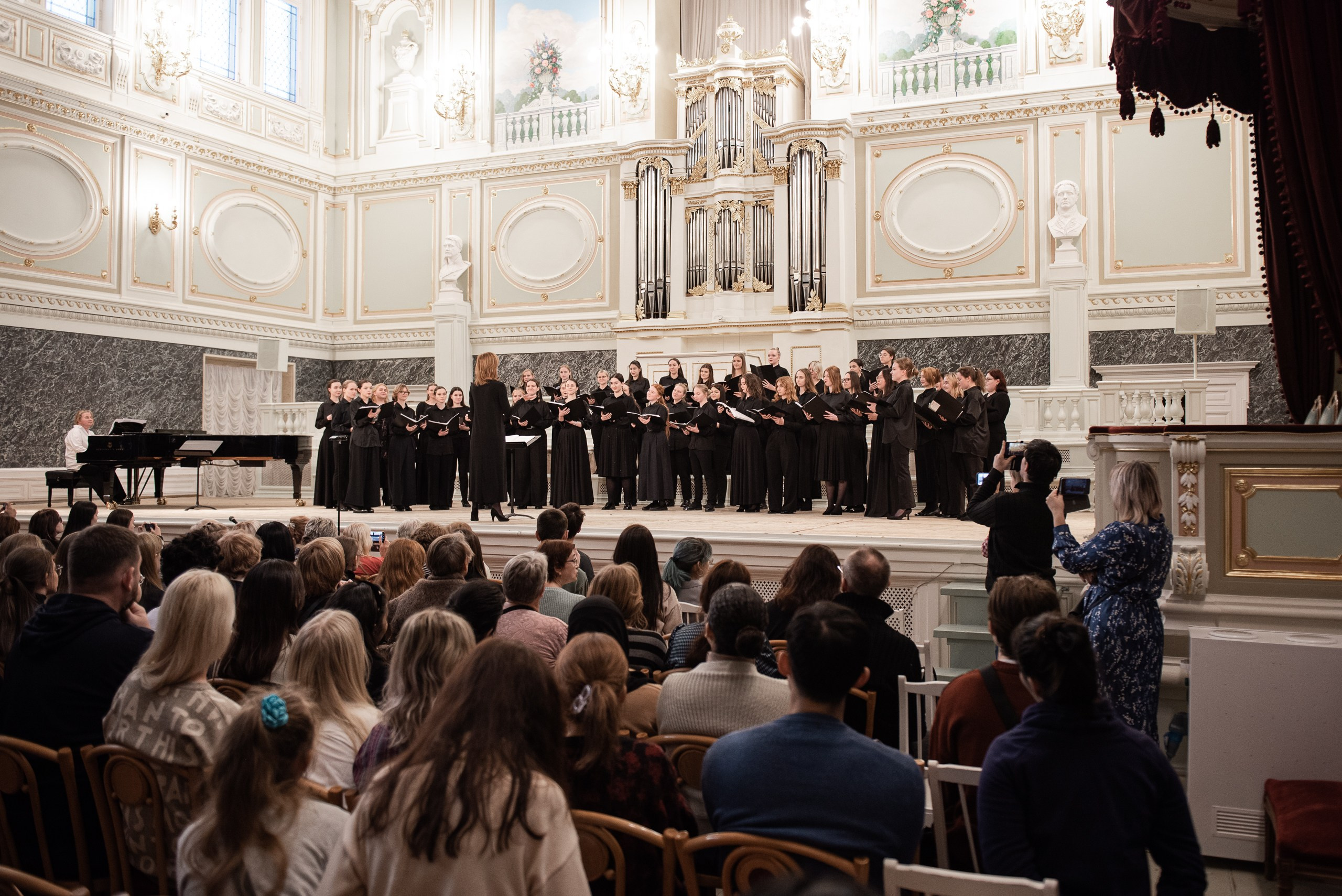 Концерт в капелле