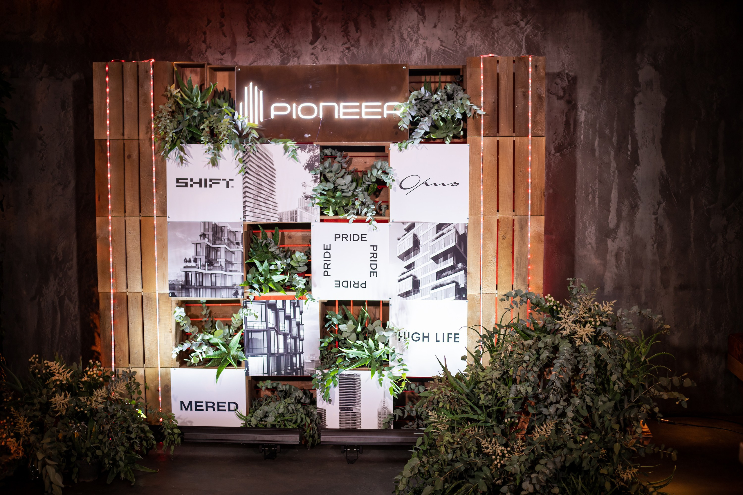 Italian Weekend Pioneer. Репортажный и fashion фотограф в Москве Сергей Бардин