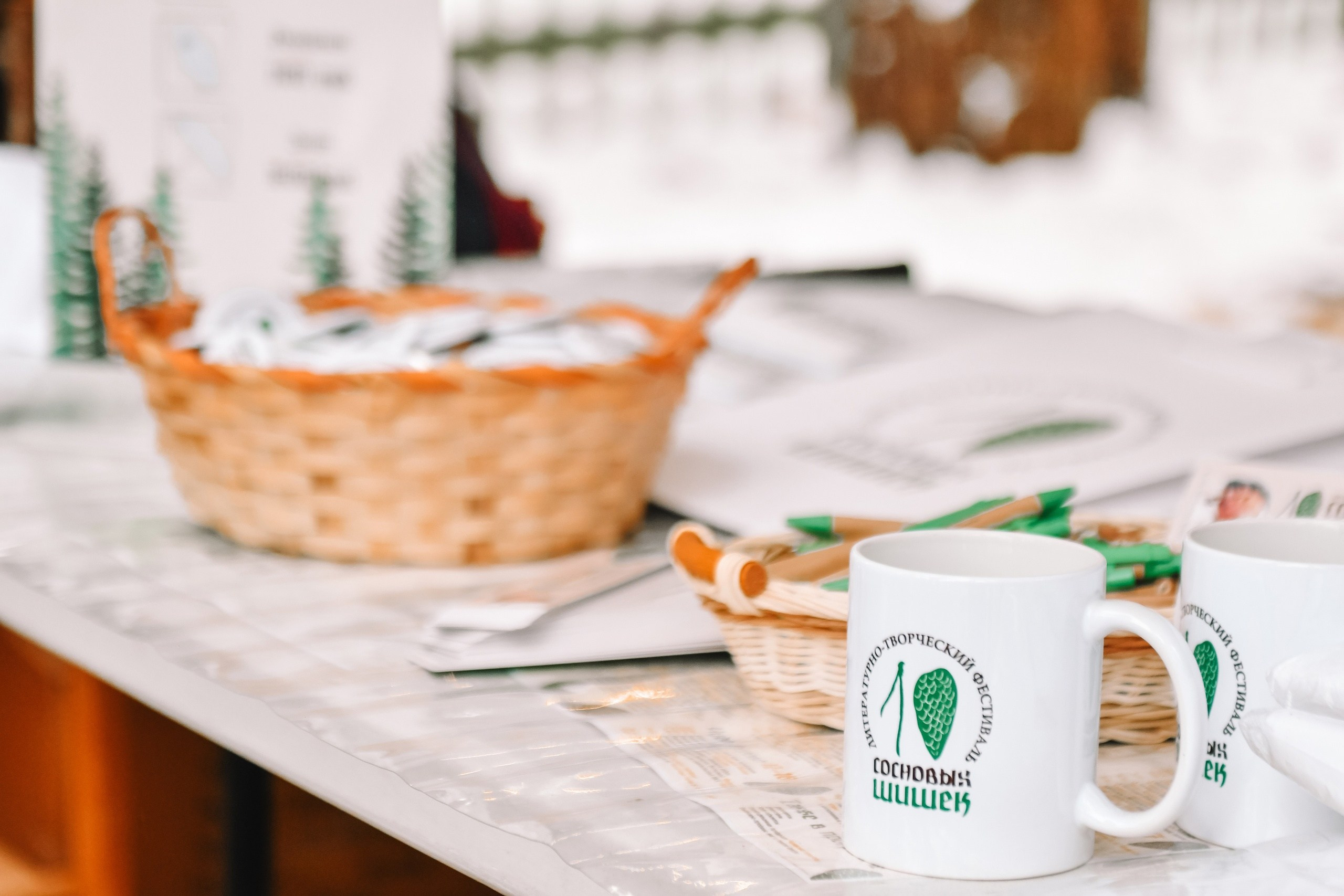 10 сосновых шишек. Kirillova Studio — мастерская декора и событий Юли Кирилловой