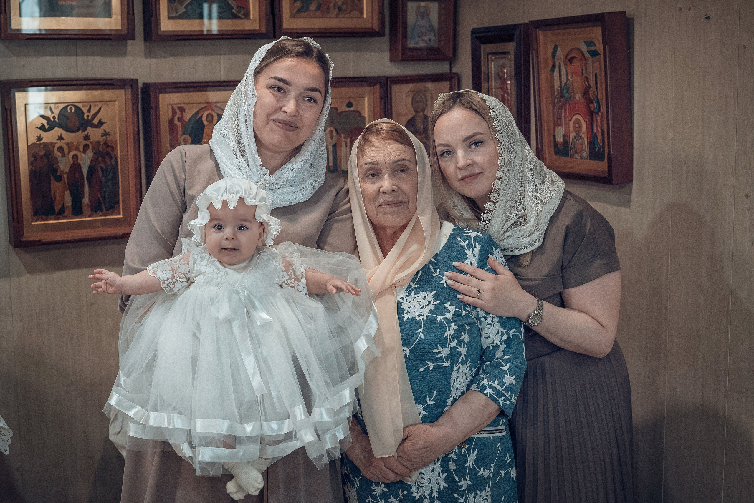 Фотограф крещение Красноярск. Фотограф на крещение в Красноярске. Крещение Красноярск. Крестины Красноярск. Фотографы крещения/венчания  Красноярск Татьяна и Вячеслав Переваловы