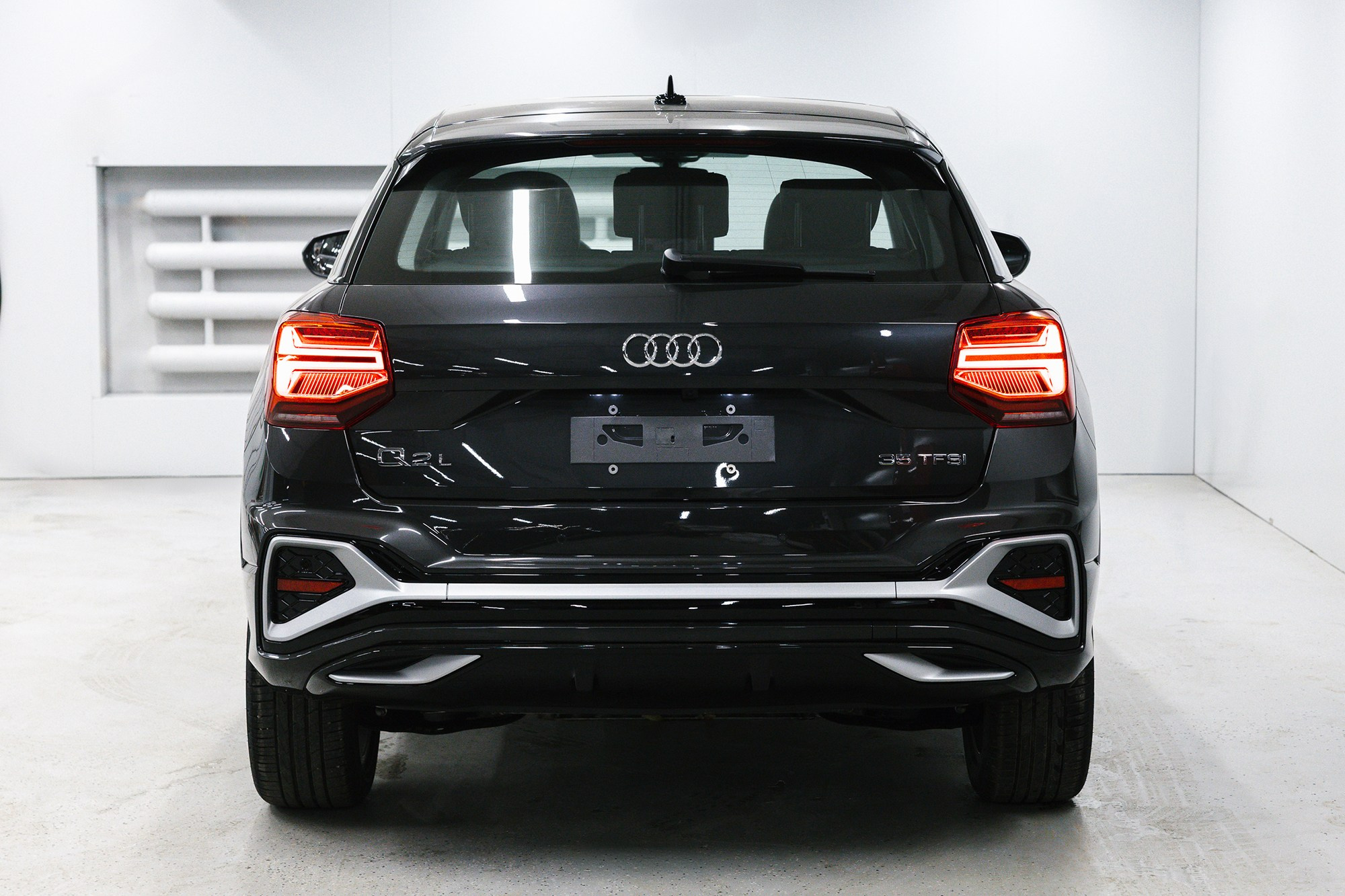 AUDI Q2  35 TFSI 1.5 S tronic (160 л. с.). Автосалон «Х-Авто»