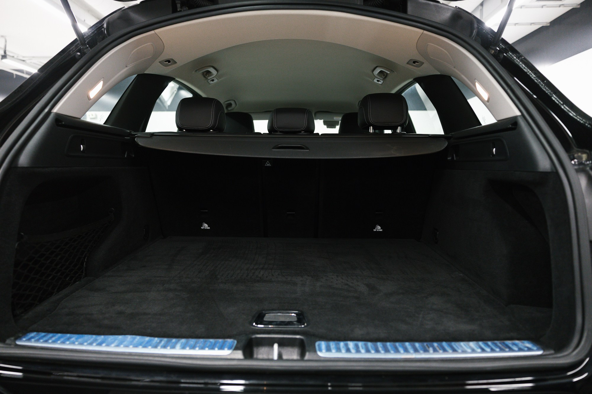 Mercedes-Benz GLC 250 2.0 4MATIC 9G-Tronic (211 л. с.). Автосалон «Х-Авто»