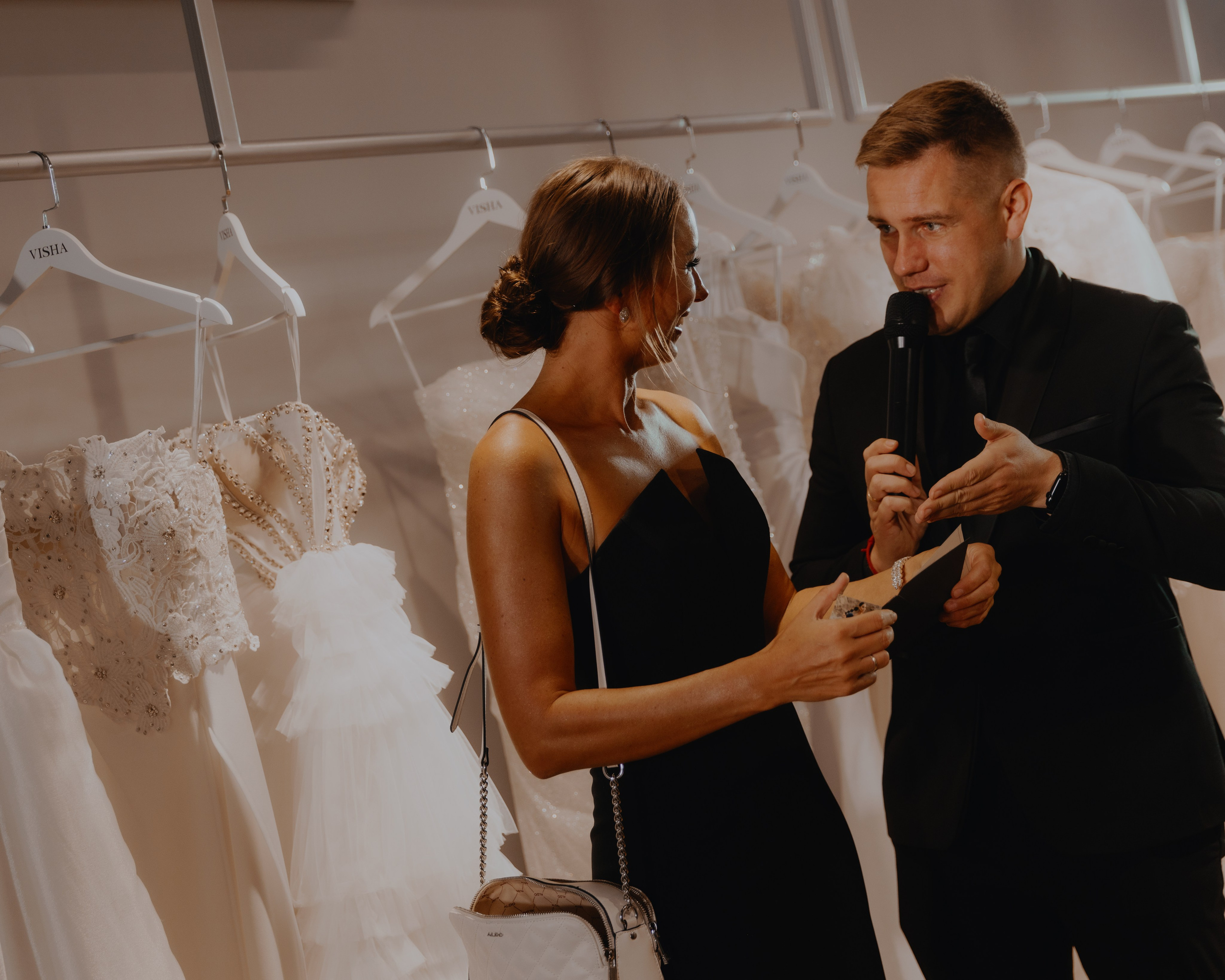 Открытие свадебного салона VISHA. Свадебные фотографы в Гомеле и Минске Сергей и Анастасия Фещенок