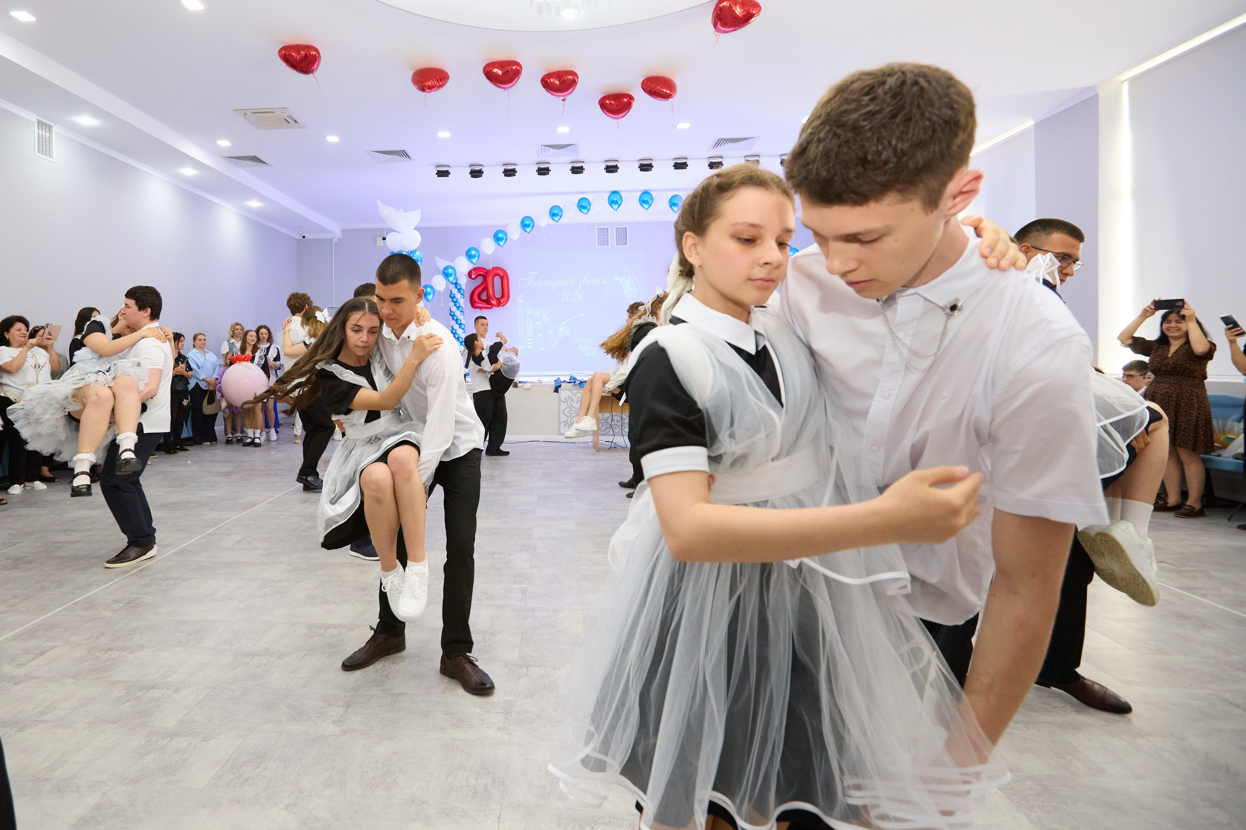Последний звонок 6 шк 11А Саки. Фотограф в Крыму Светлана Викулова