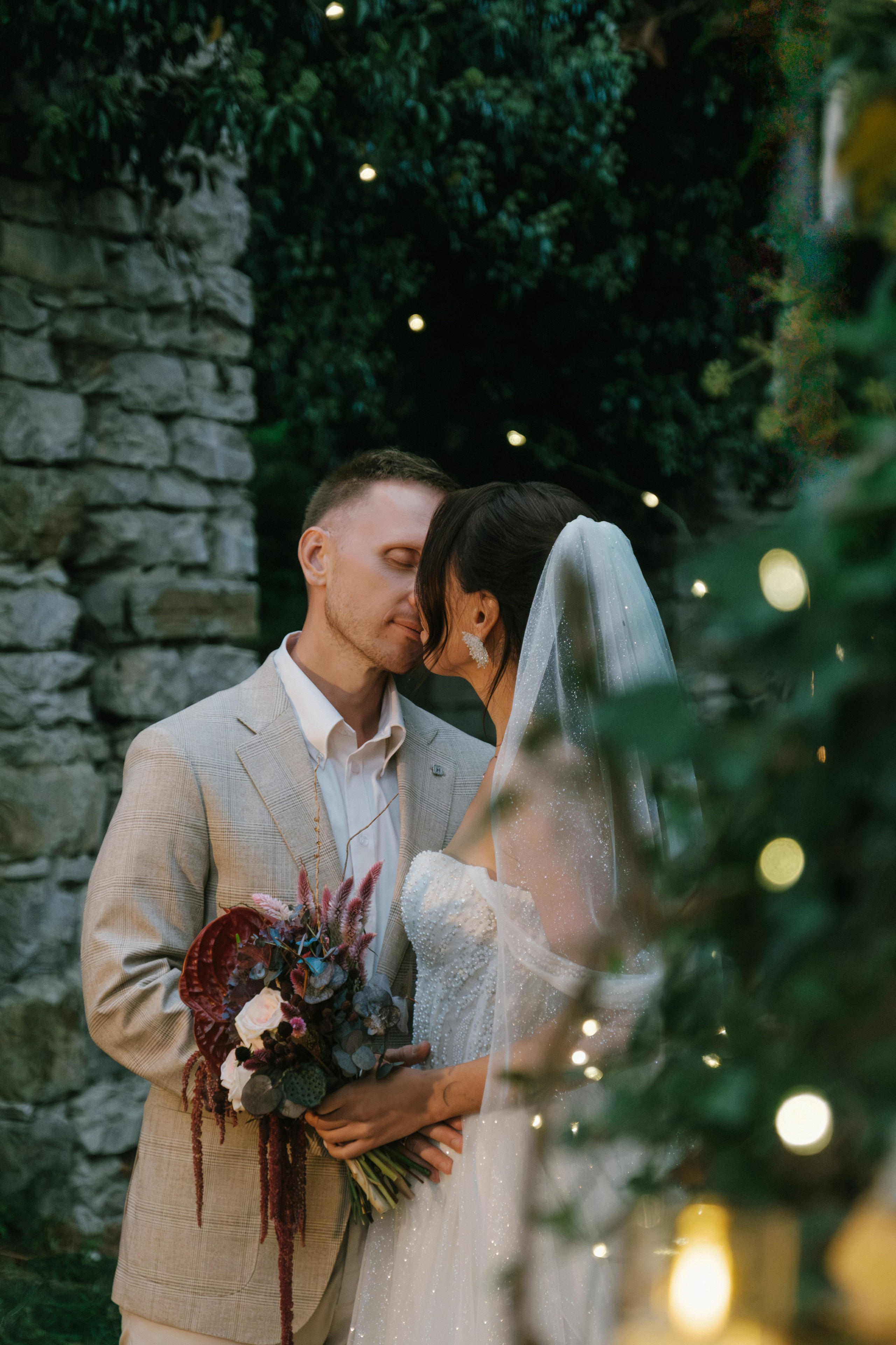 Две Здезды — Храм 19 века. Свадебный Видеограф Фотограф в Сочи