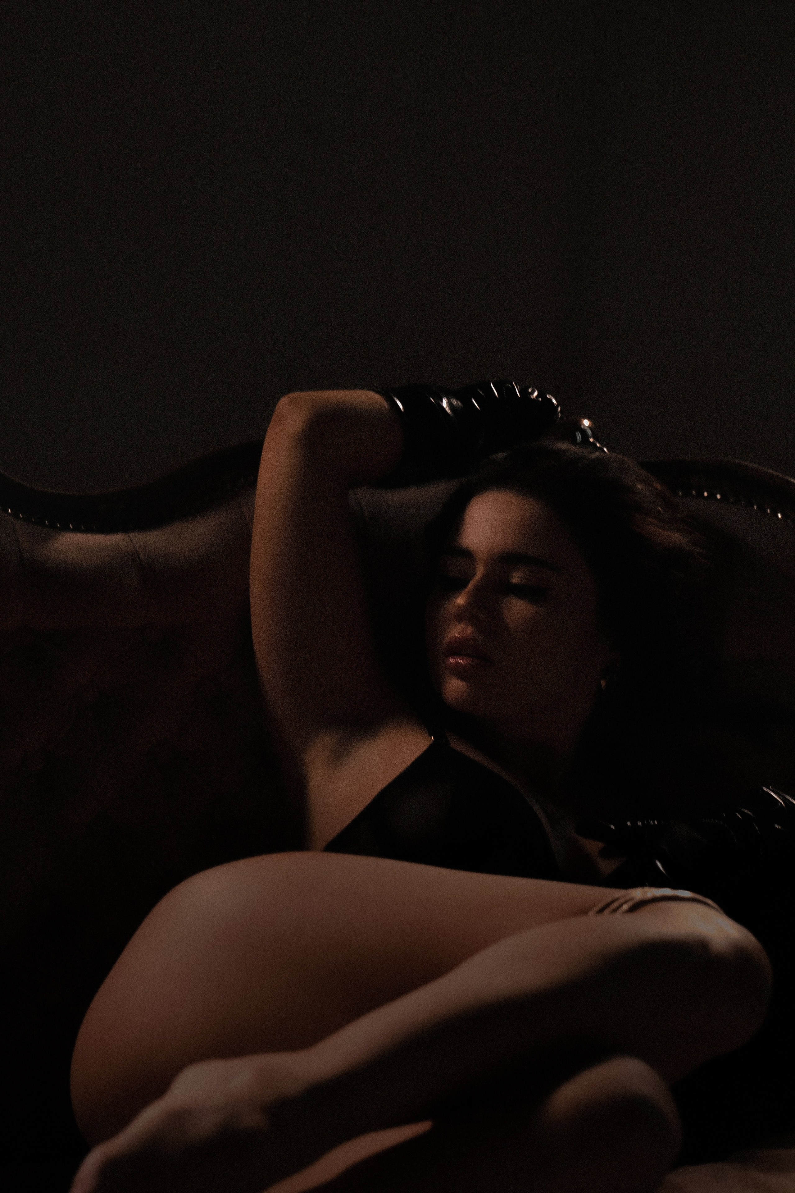 Эротическая фотосессия на 8 марта