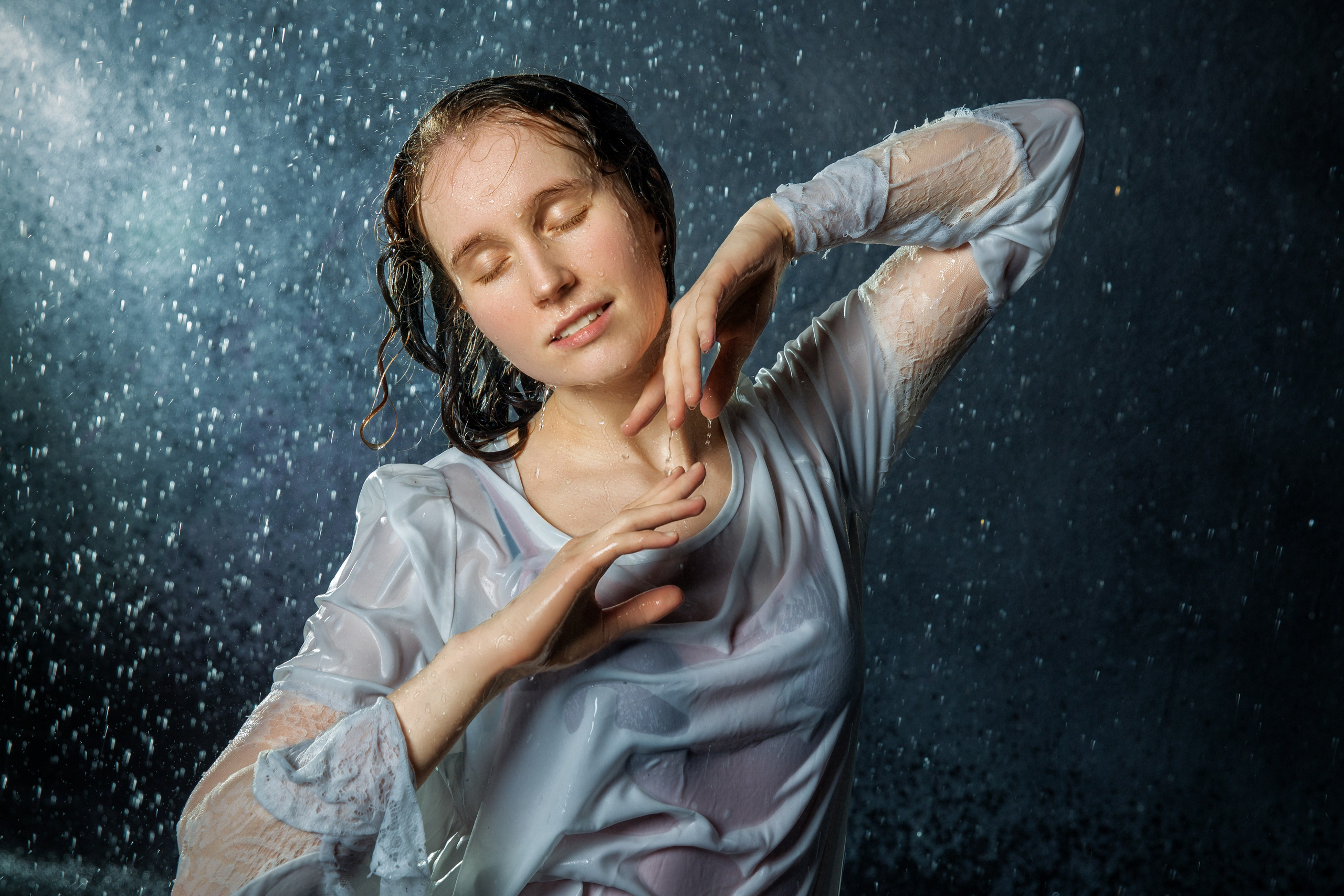 ЖЕНСКИЙ ПОРТРЕТ. Главная