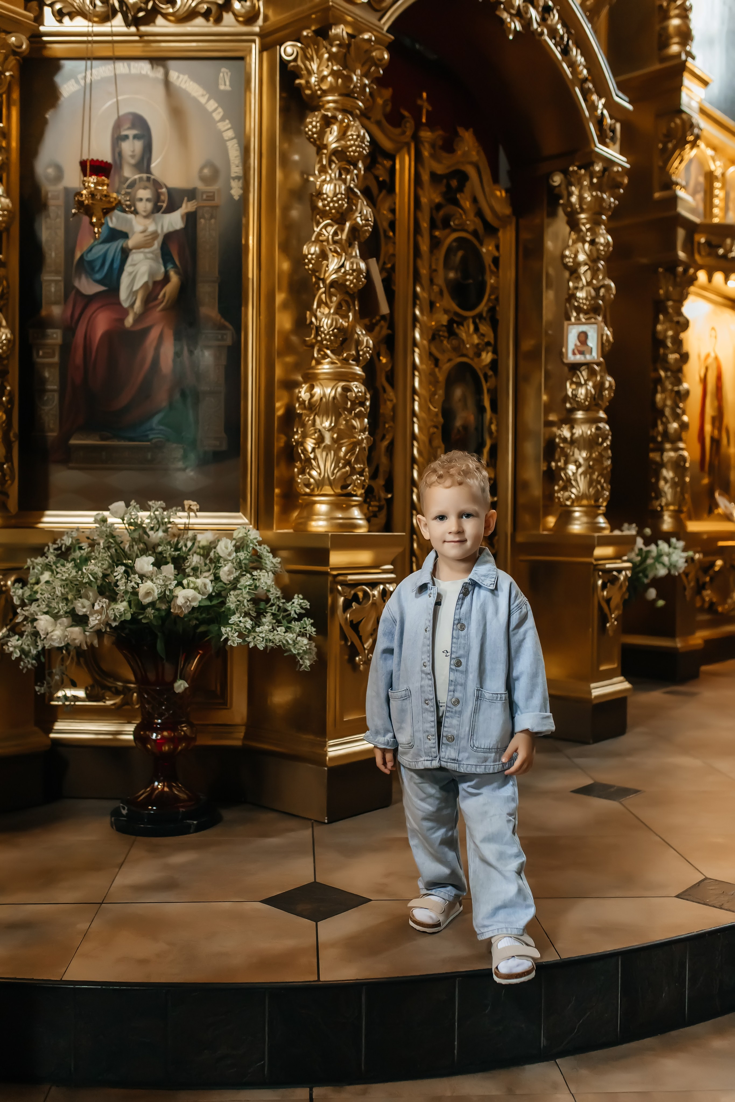 Крещение Гордея в Храме Уара в Вешках. Фотограф на крещение и венчание Москва  Надежда Баланина