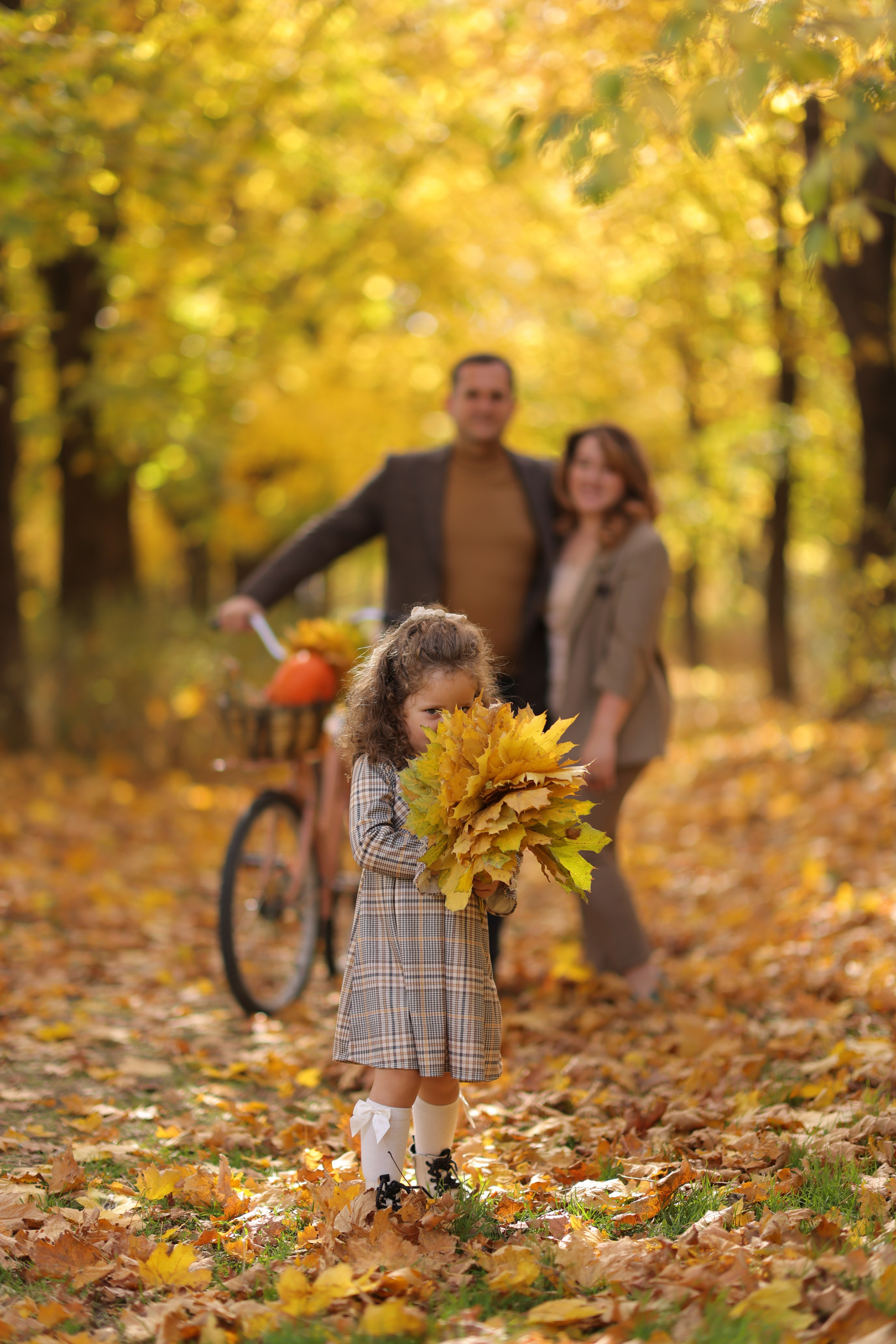 Семейная осенняя фотосессия — Светлана, Аслан и Лора. Анна Бондарева — детский и семейный фотограф, обучение фотографии. Кавказские Минеральные Воды, Пятигорск