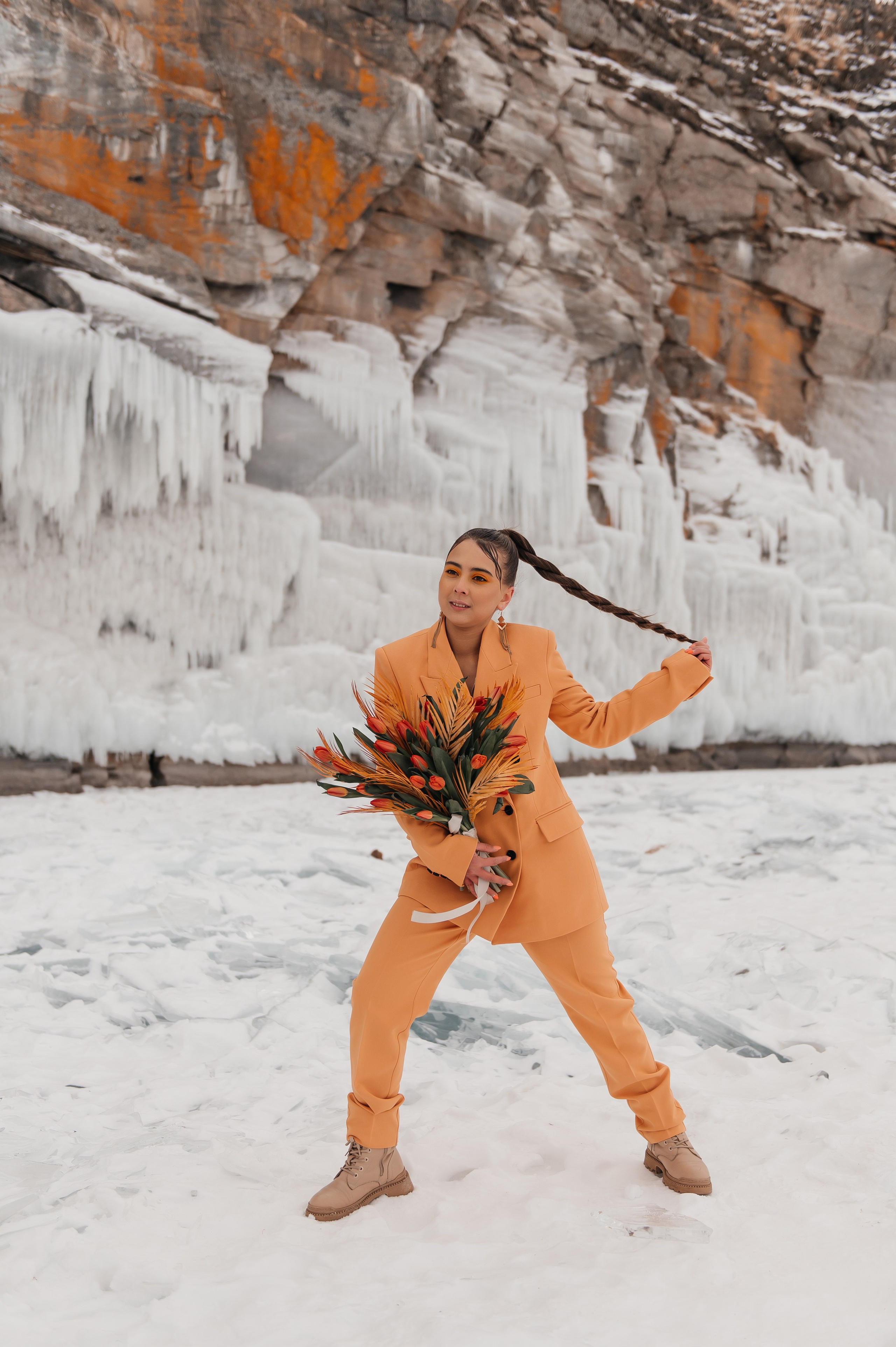 Женская съемка на Байкале. Фотограф Москва и Видеограф Москва