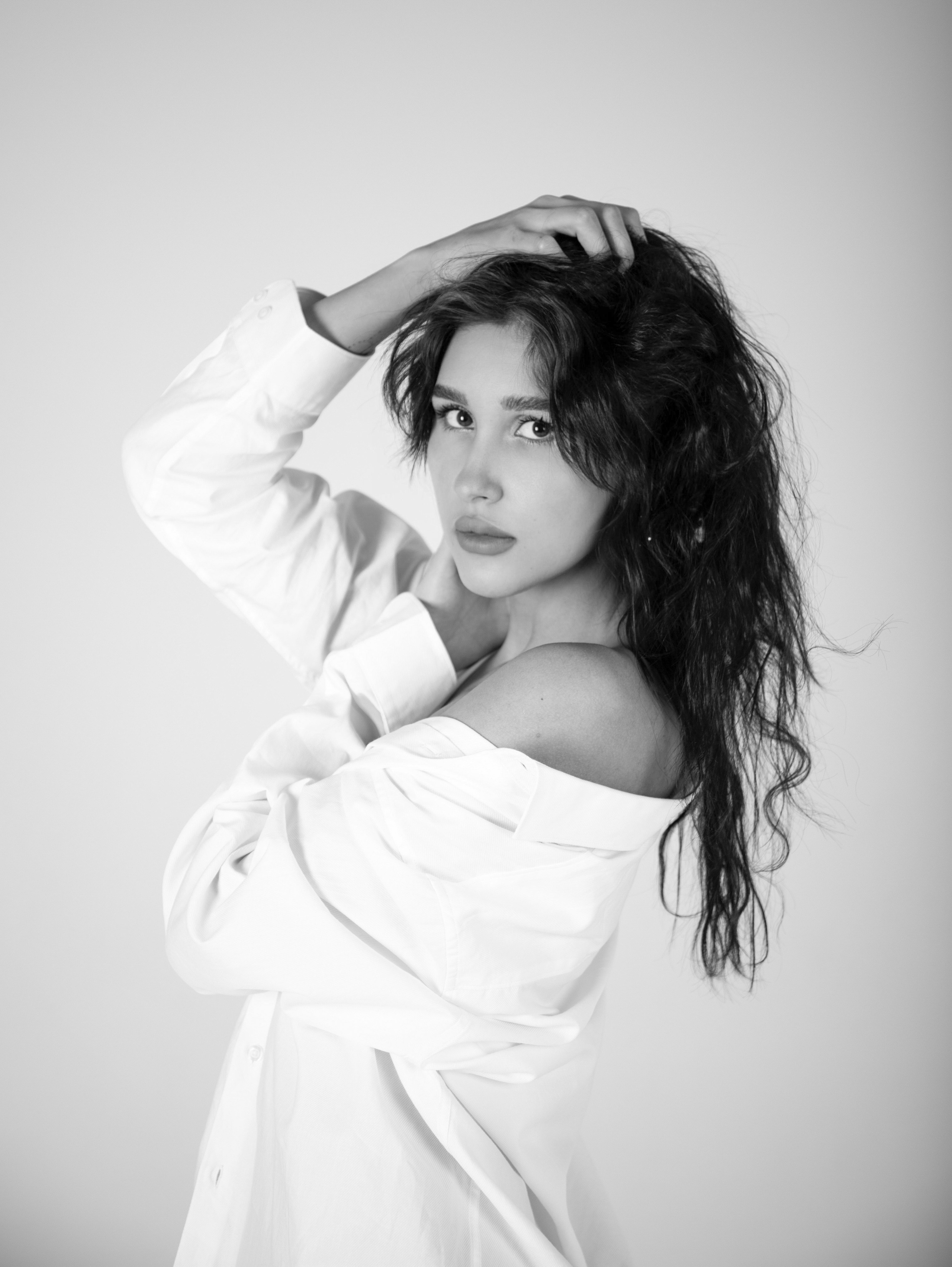 На циклораме. Свадебный и семейный фотограф в Москве Мила Широких