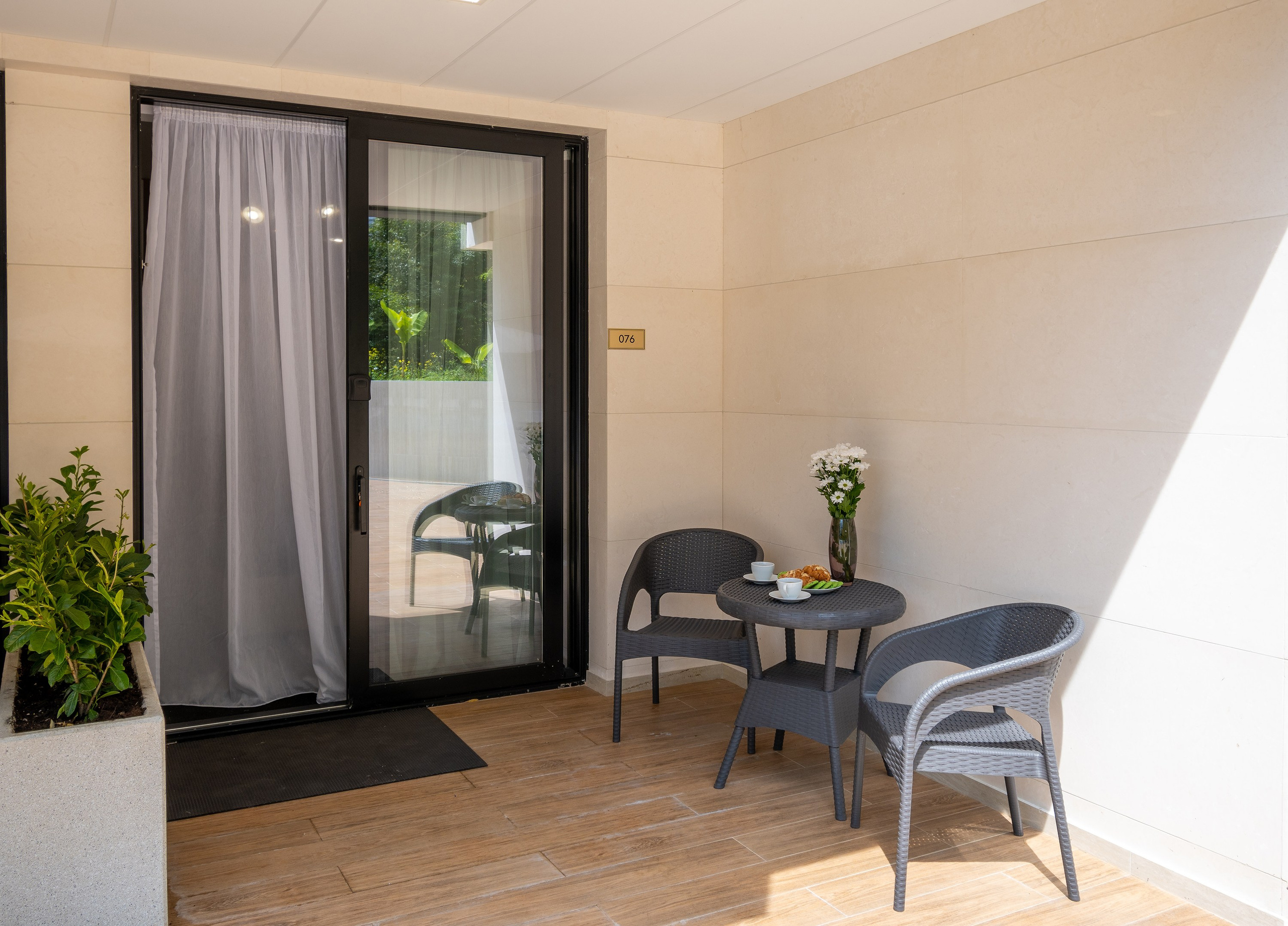 Номер Апарт-отеля Монтевиль. Интерьерный фотограф в Сочи | Роман Сусленко