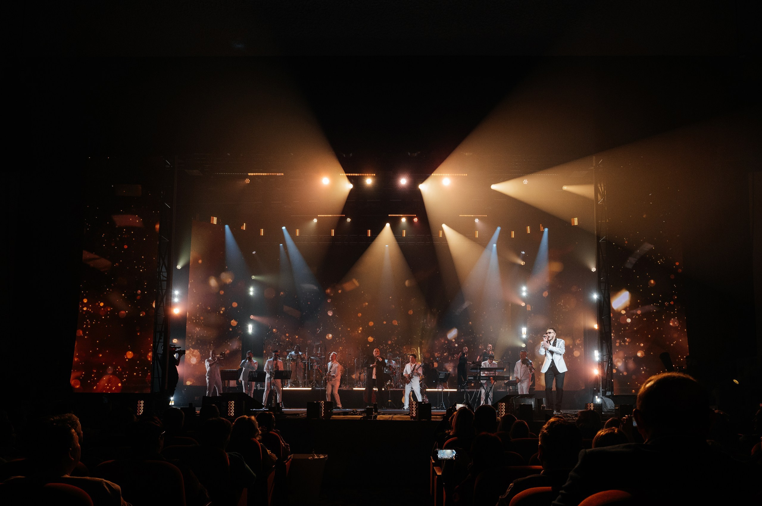 Сентябрь. Свадебный фотограф в Москве и по всему Миру Андрей Медведников