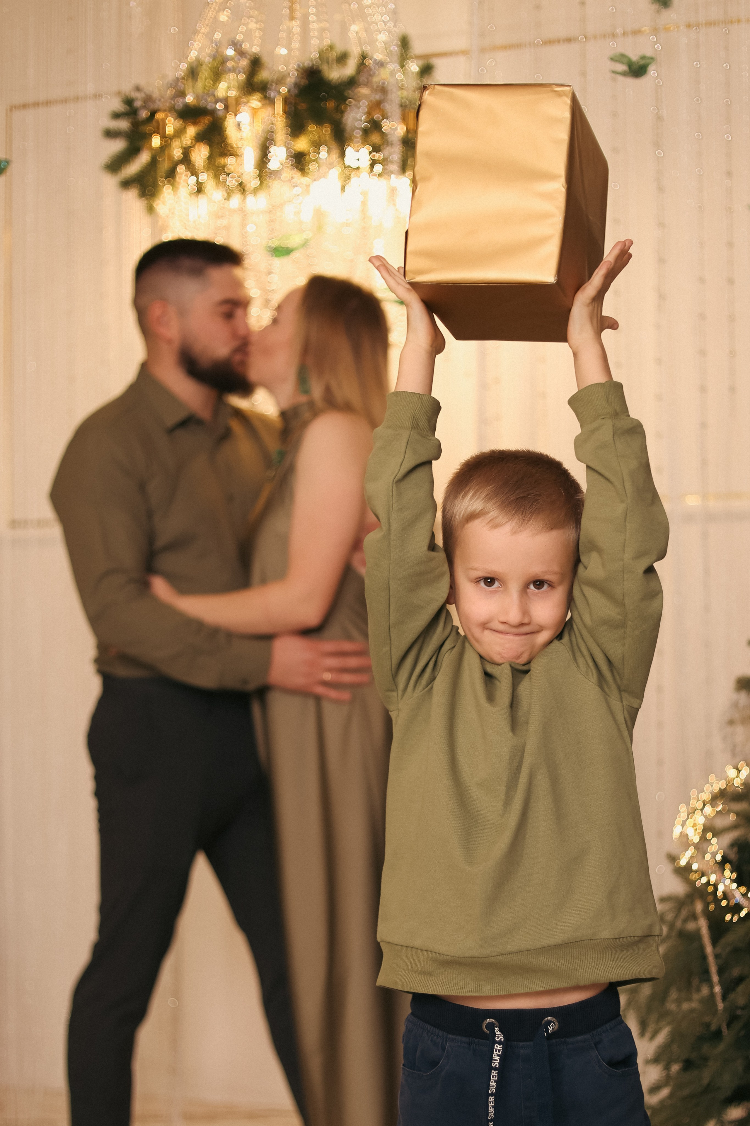 Студийная фотосессия. Фотограф в Астане, индивидуальная, семейная, домашняя фотосессия