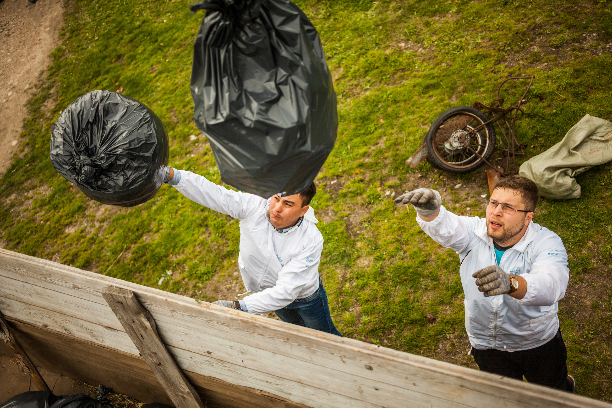 Экологический субботник En+. Антон Климов, документальный фотограф, Иркутск