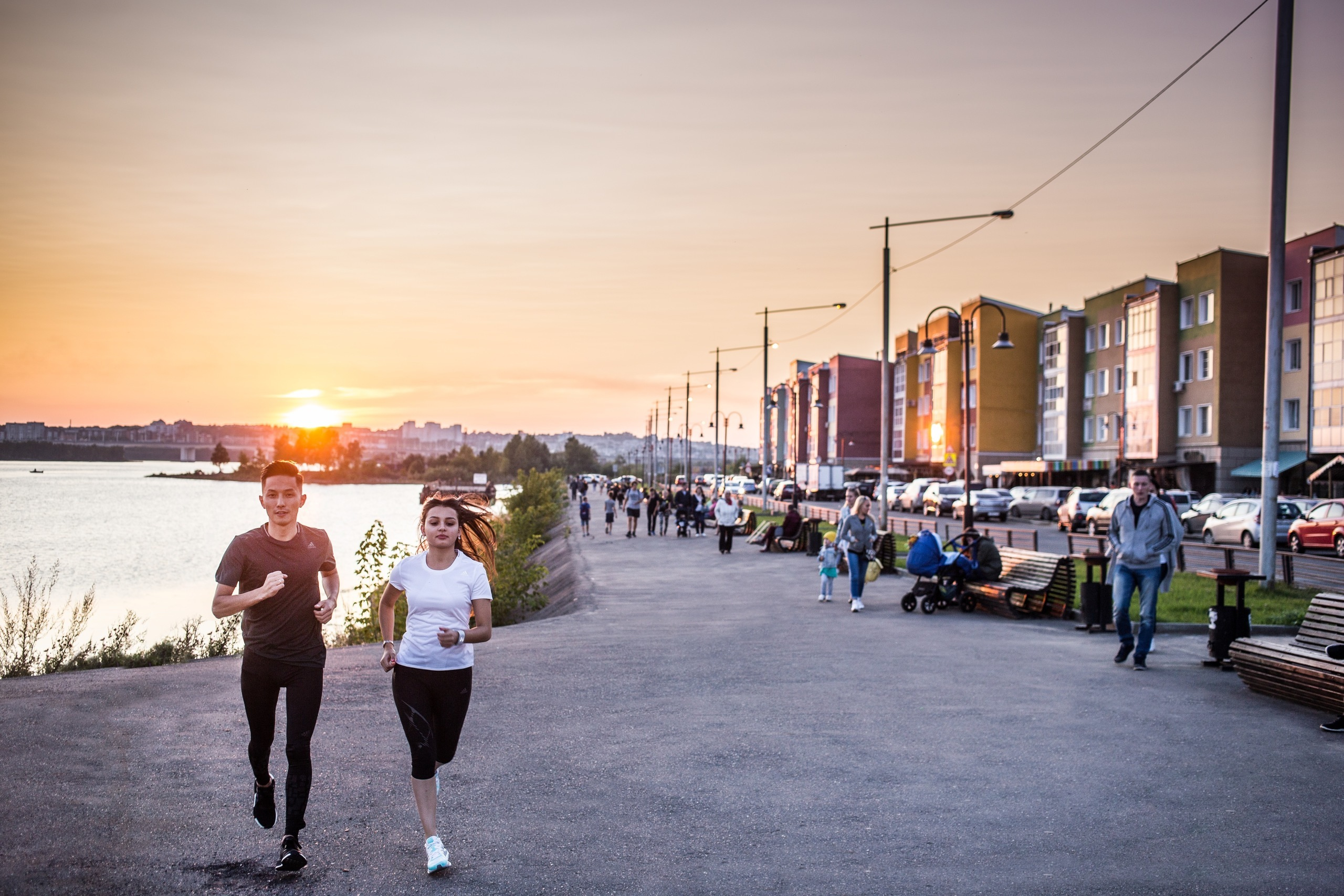 Верхняя набережная. Антон Климов, документальный фотограф, Иркутск