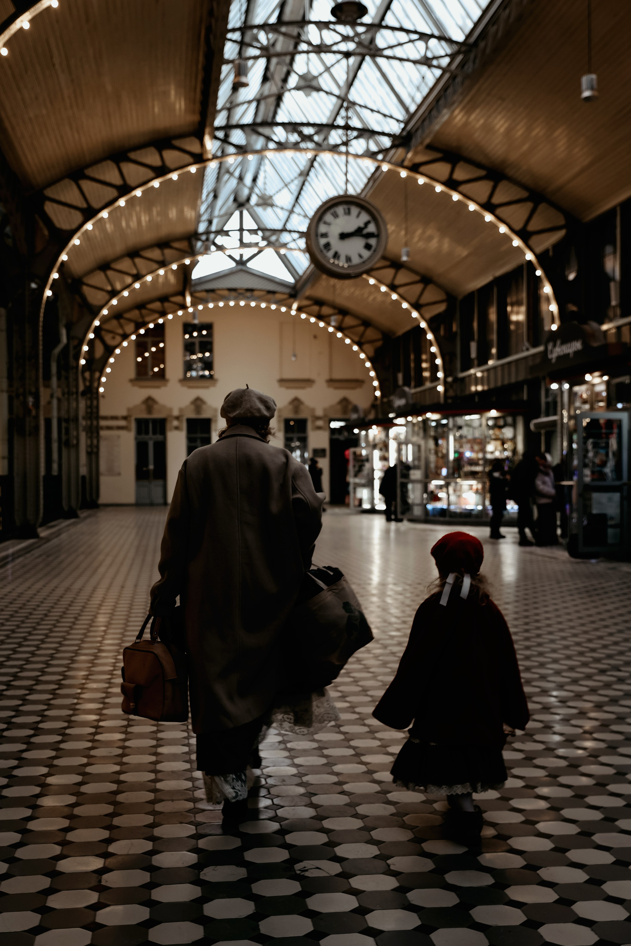 Ретро съемка на Витебском вокзале. Фотограф — Татьяна Кириллова, г. Санкт-Петербург