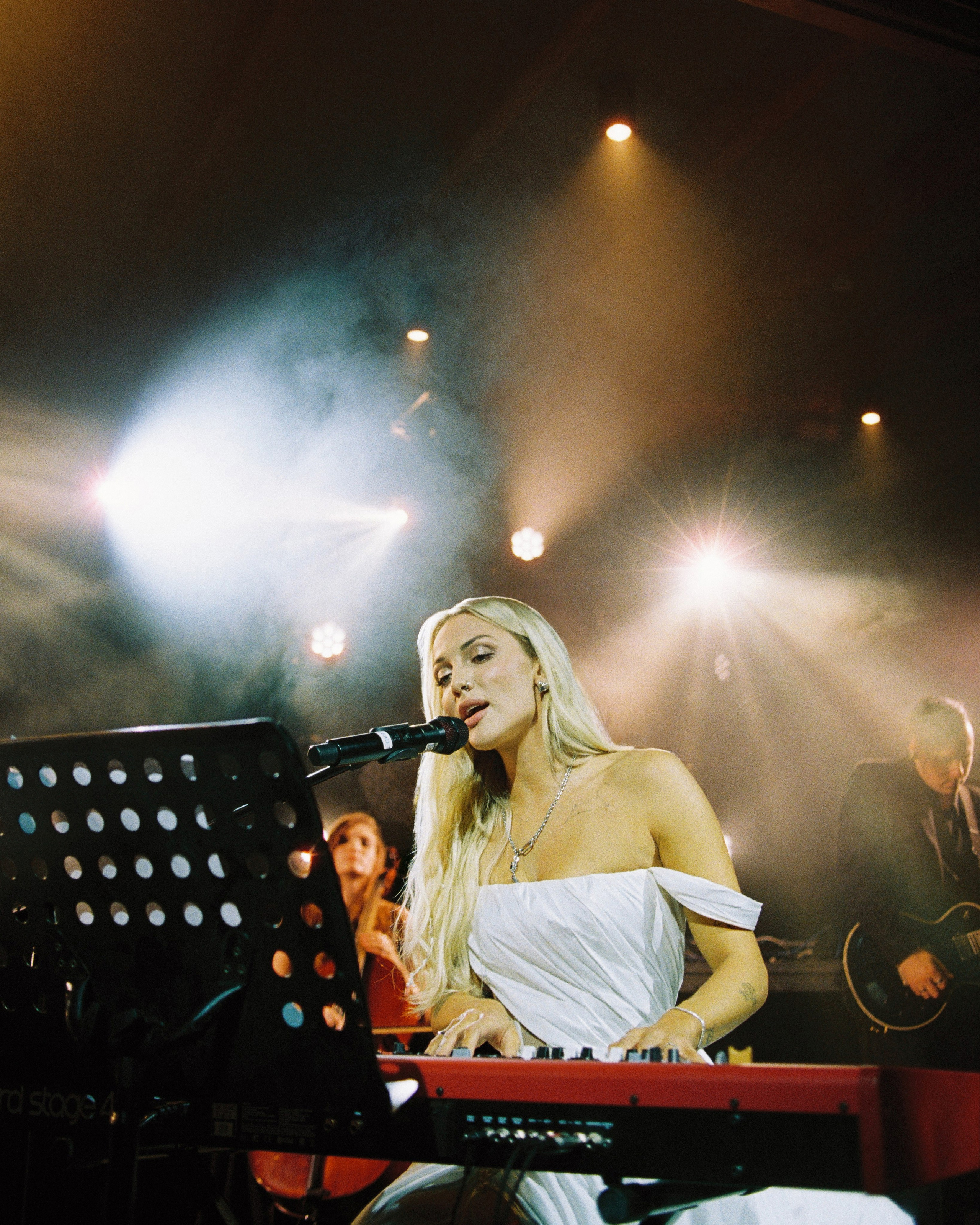 Mary GU feat Wildways. Sasha&Karina Photographers