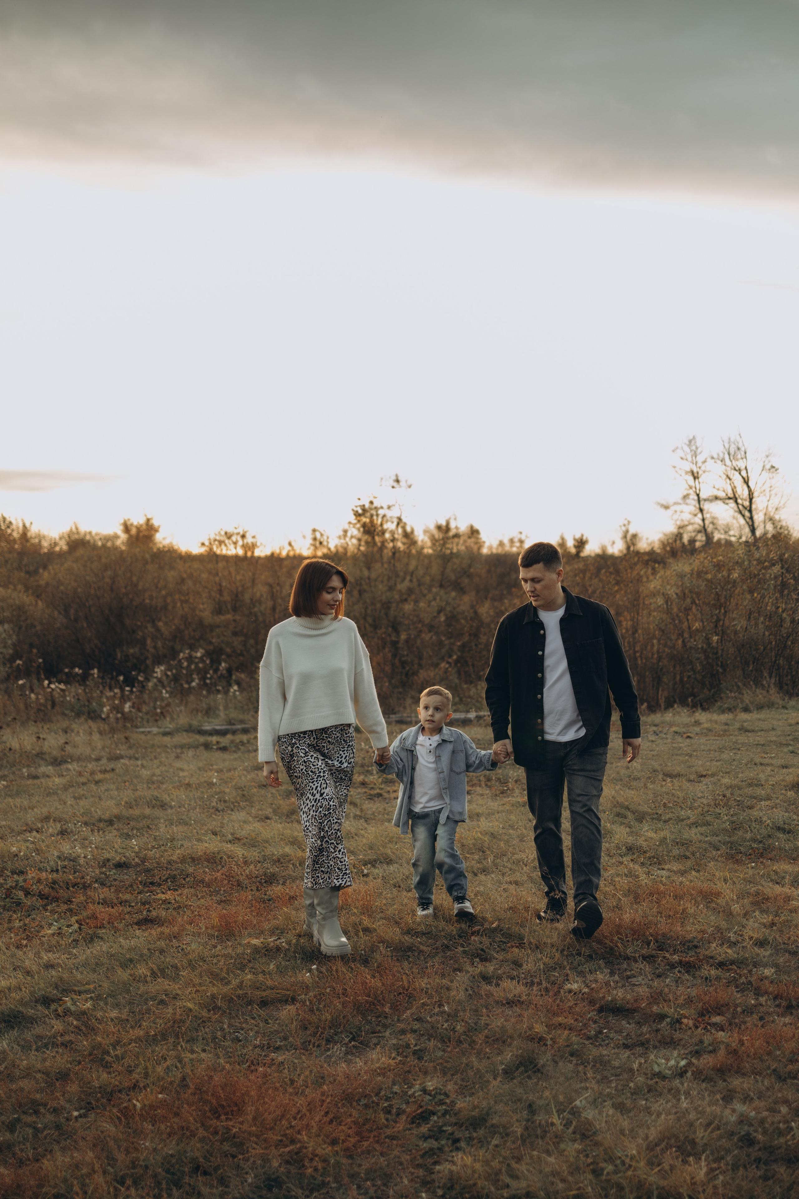 Сентябрьский вечер. Семейный и детский фотограф в Тюмени Вика Алленова
