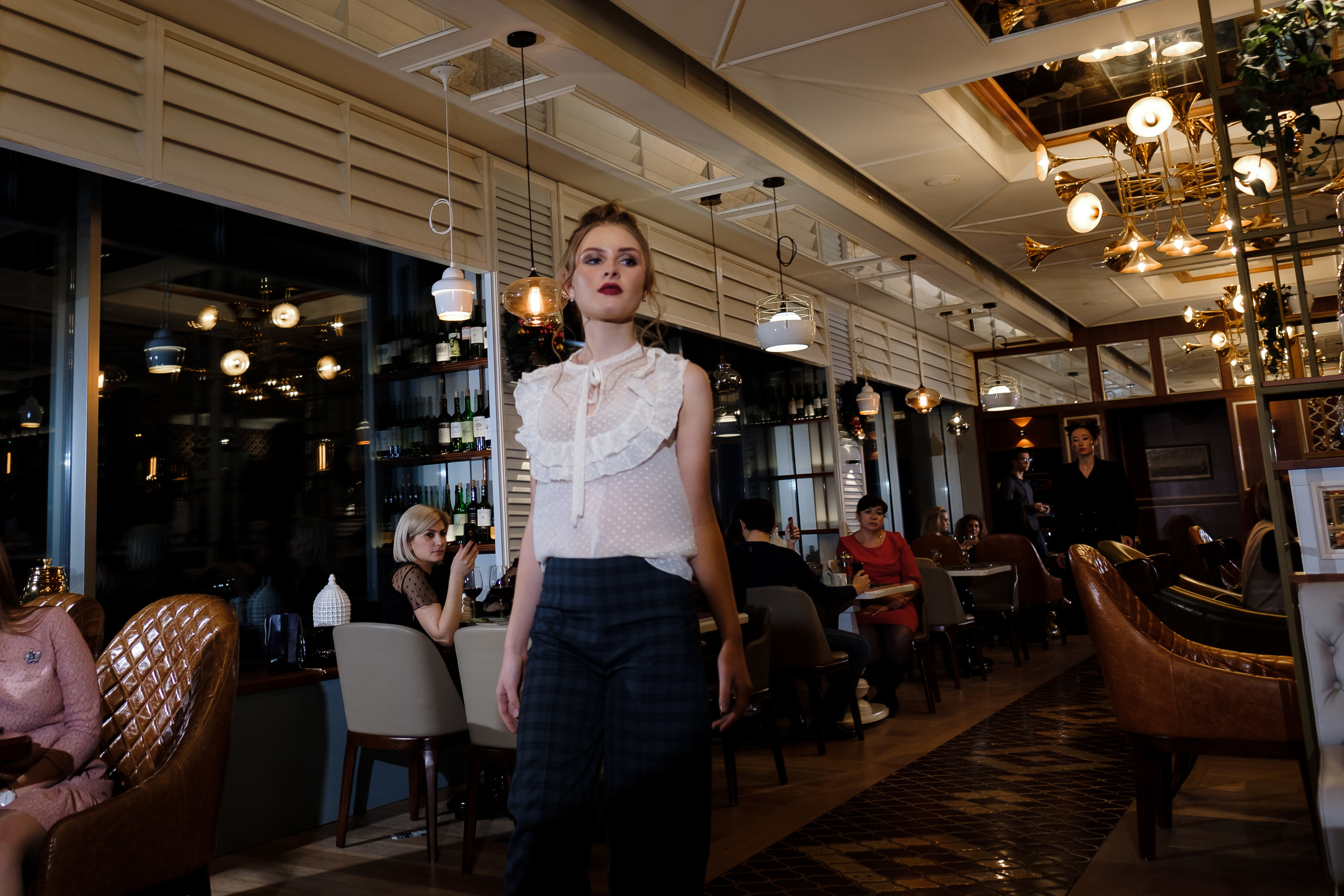 Показ одежды Наны Миносян. Семейный фотограф в Анапе Валерий Скурыдин