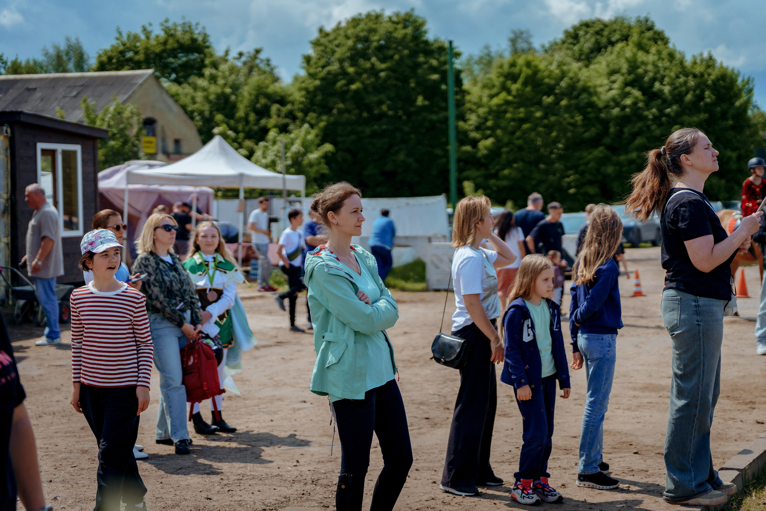 Конный клуб Горки. Портретный и семейный фотограф в Москве/Видное