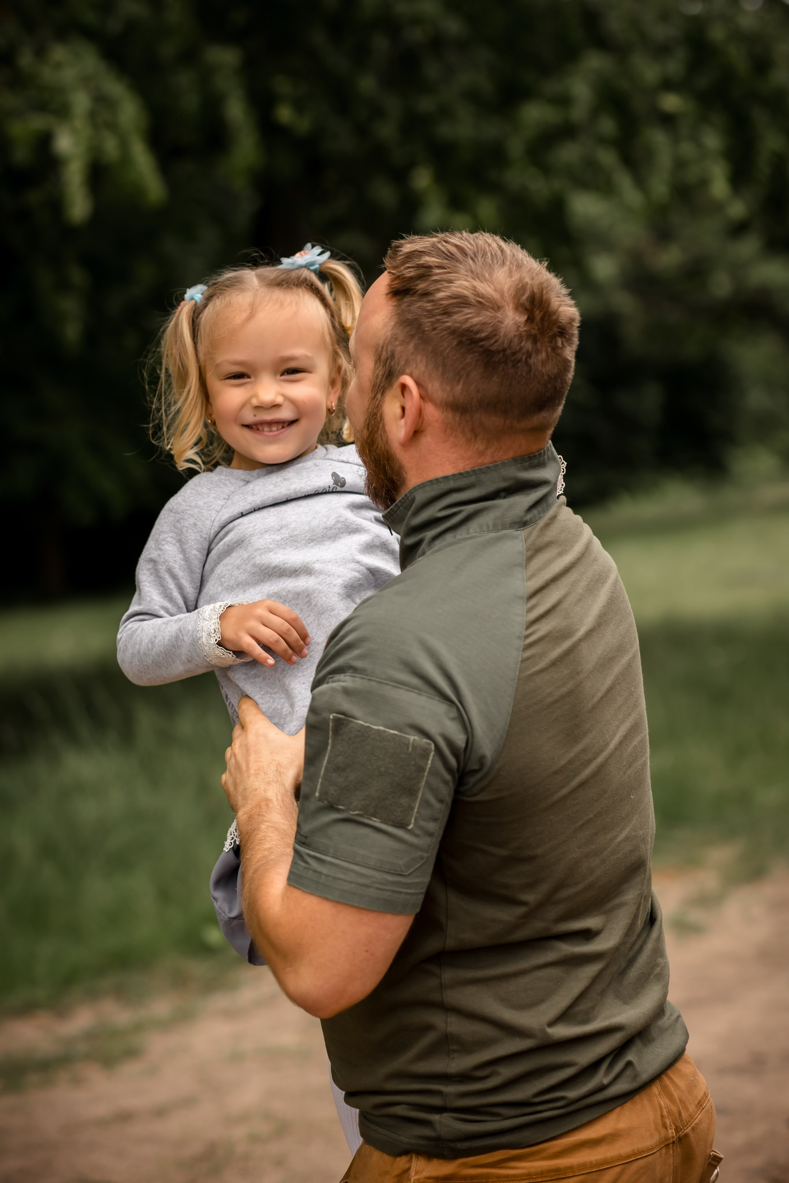 Катя с детками