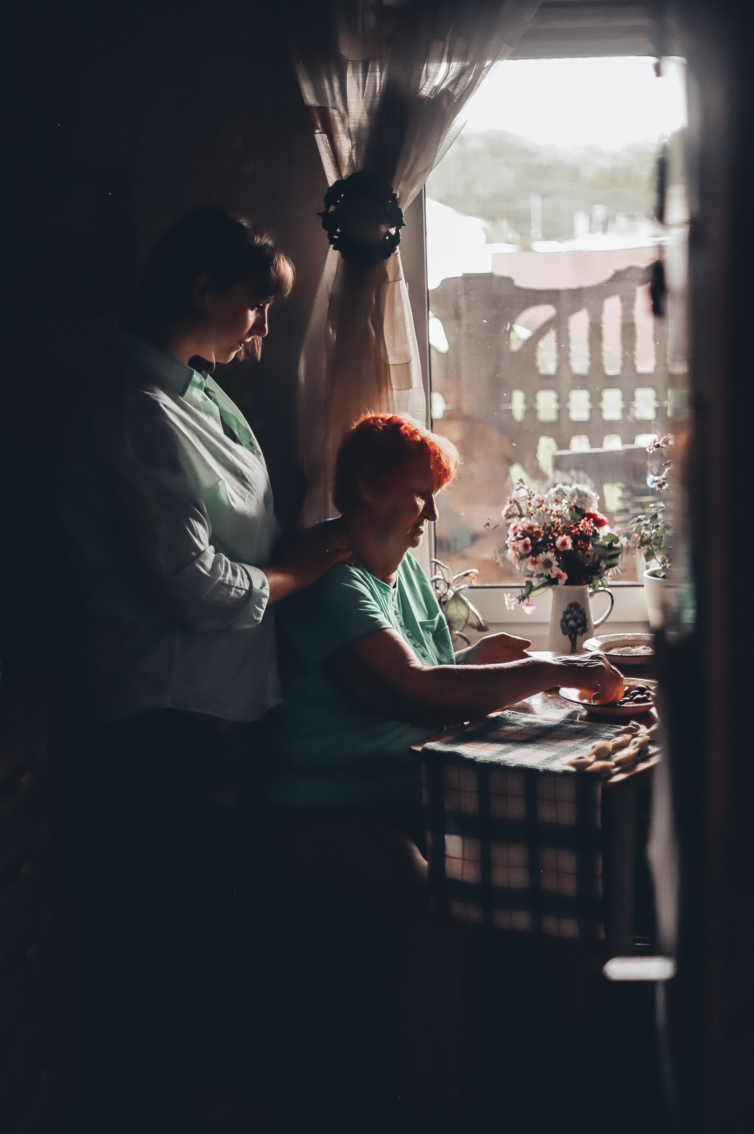 Семейная фотосессия - Алена и ее бабушка. Семейный и женский фотограф Кемерово Мария Степ