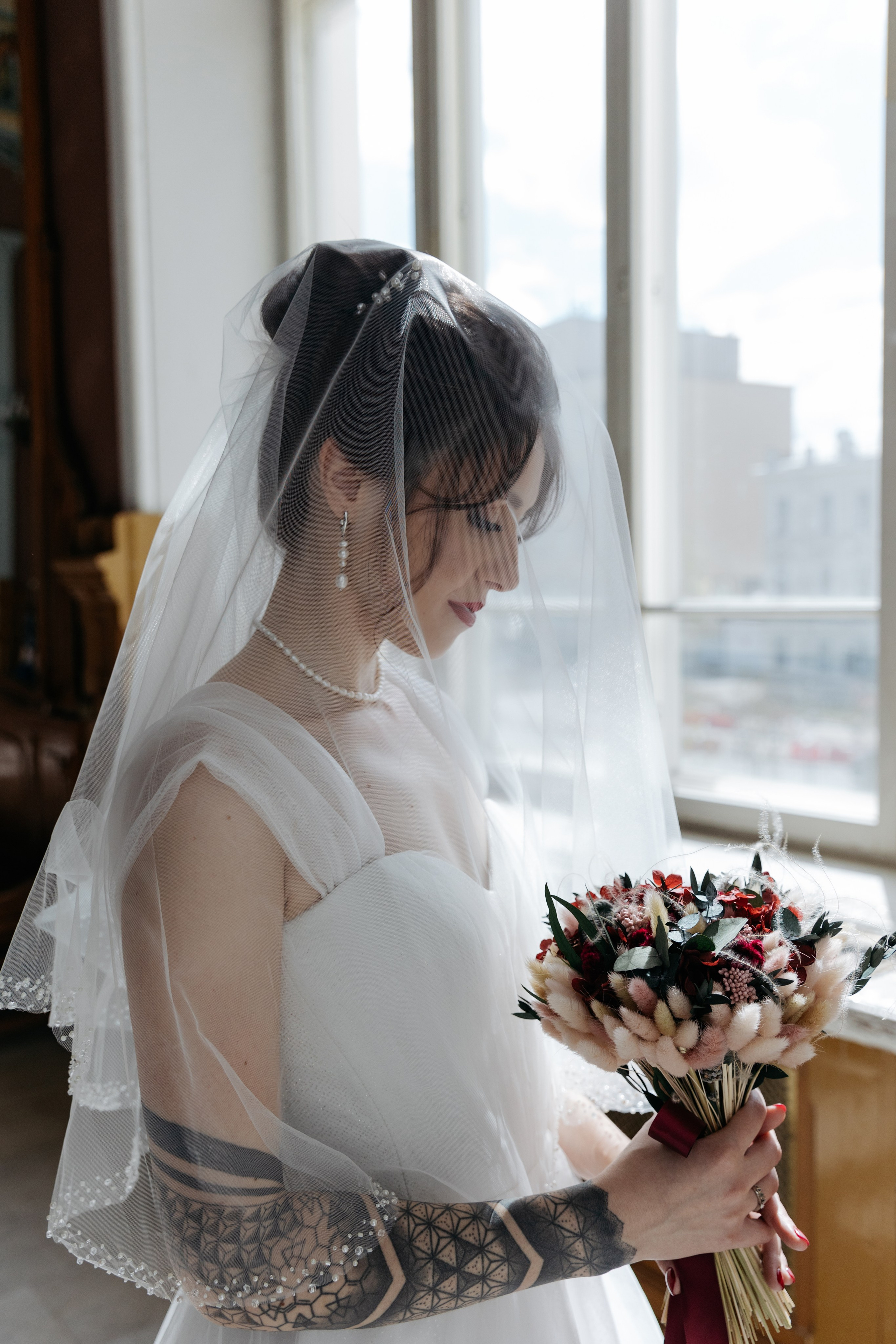 Ты молчишь, а я улыбаюсь, Мария. Свадебный и репортажный фотограф в Санкт-Петербурге