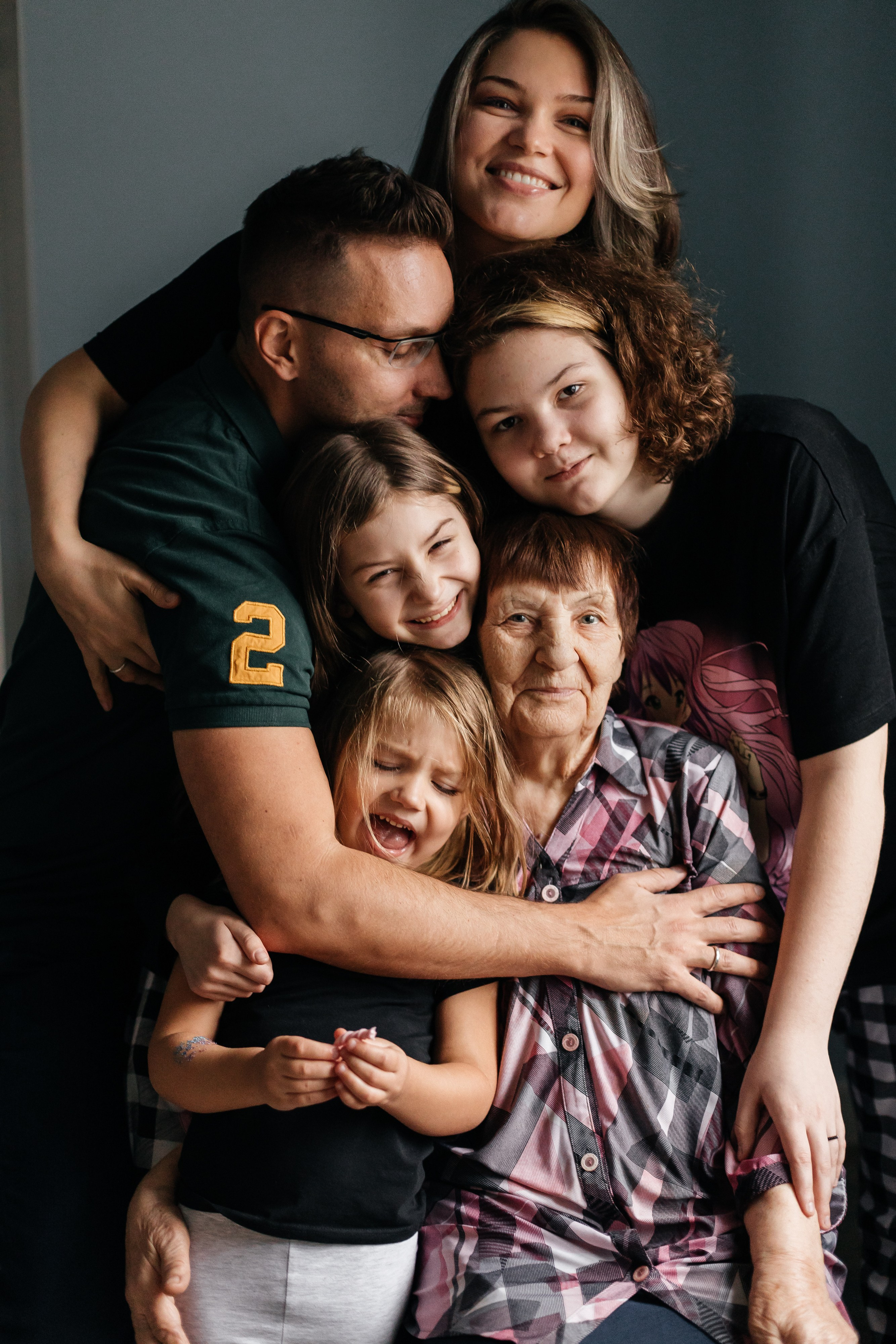 Игорь, Лера, Миля, Ксюша и Аня. Фотограф Таганрог Любимая Надя