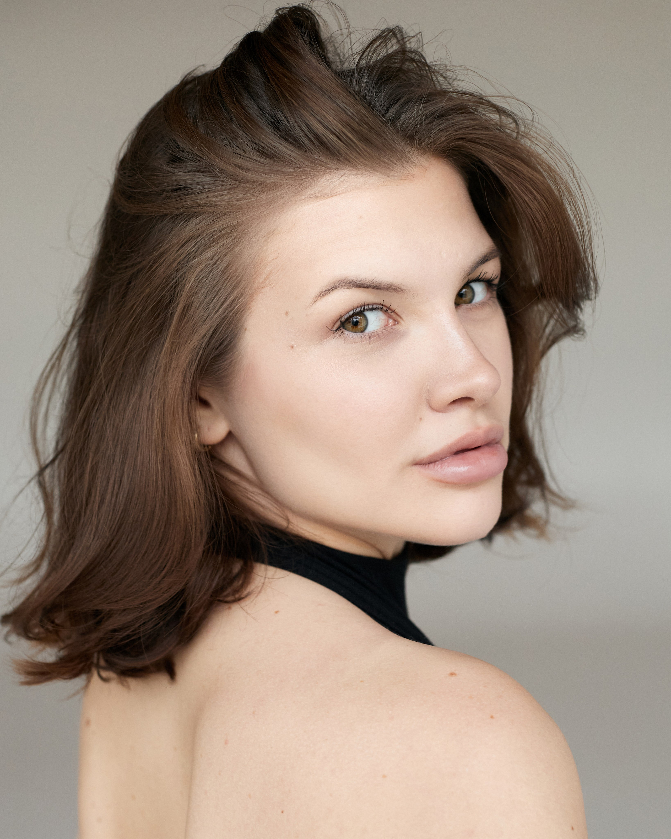 Snapshots (polaroids) — pret-a-porter Model Agency. Юрина Полина, фотограф из Екатеринбурга