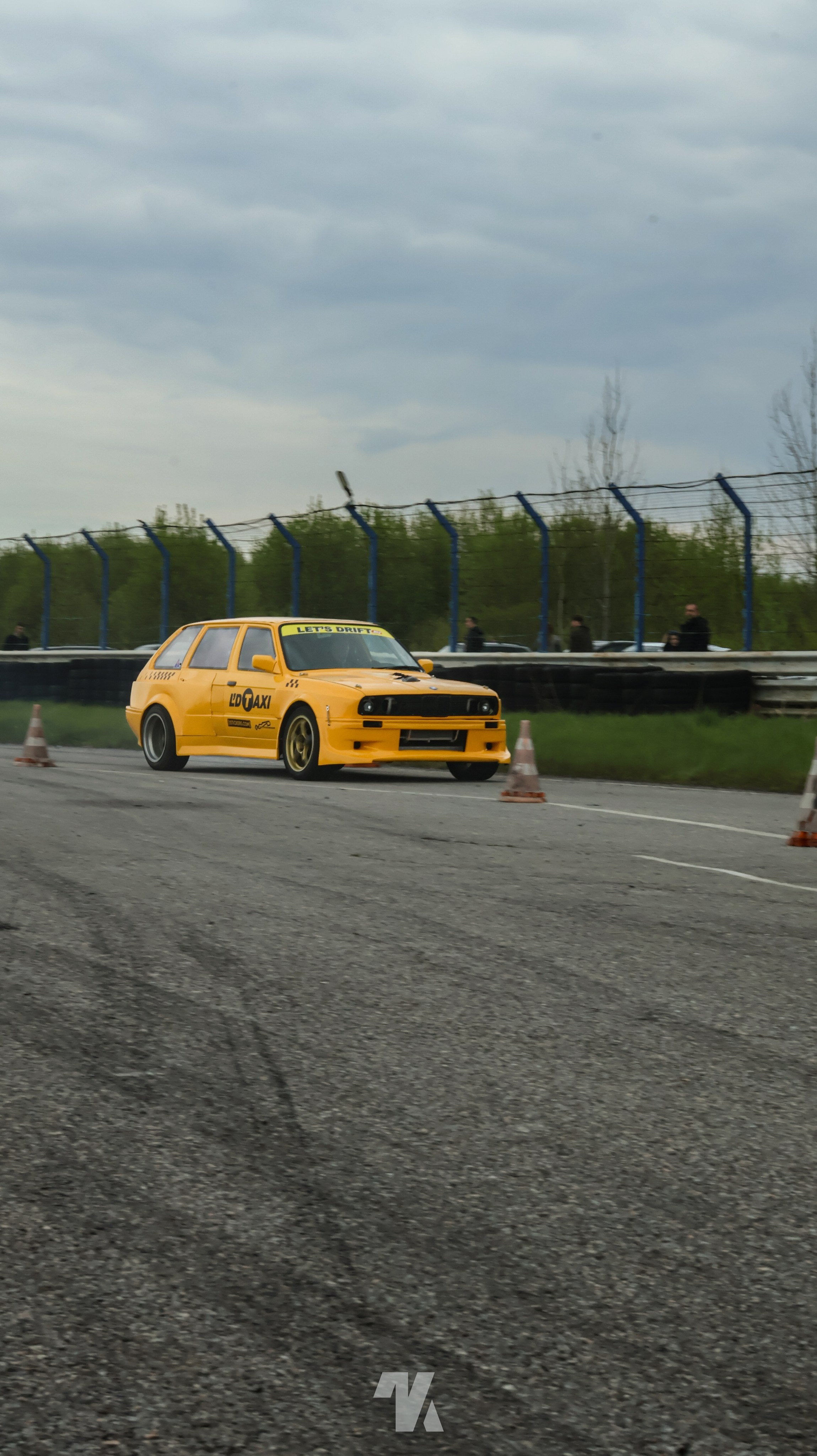 Let's Drift. Photo-nk