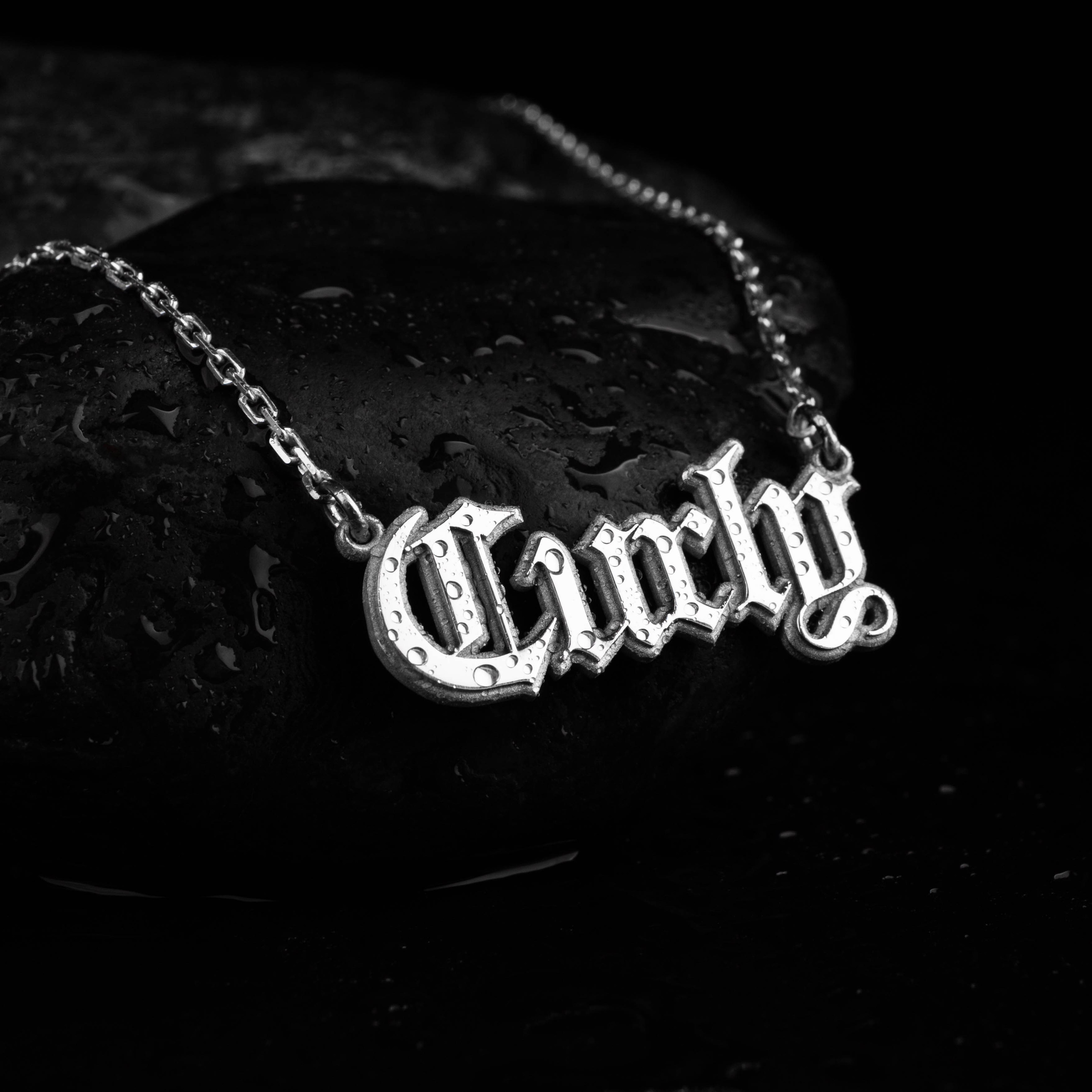 Ювелирные украшения. Предметный фотограф в Крыму Ольга Шестакова