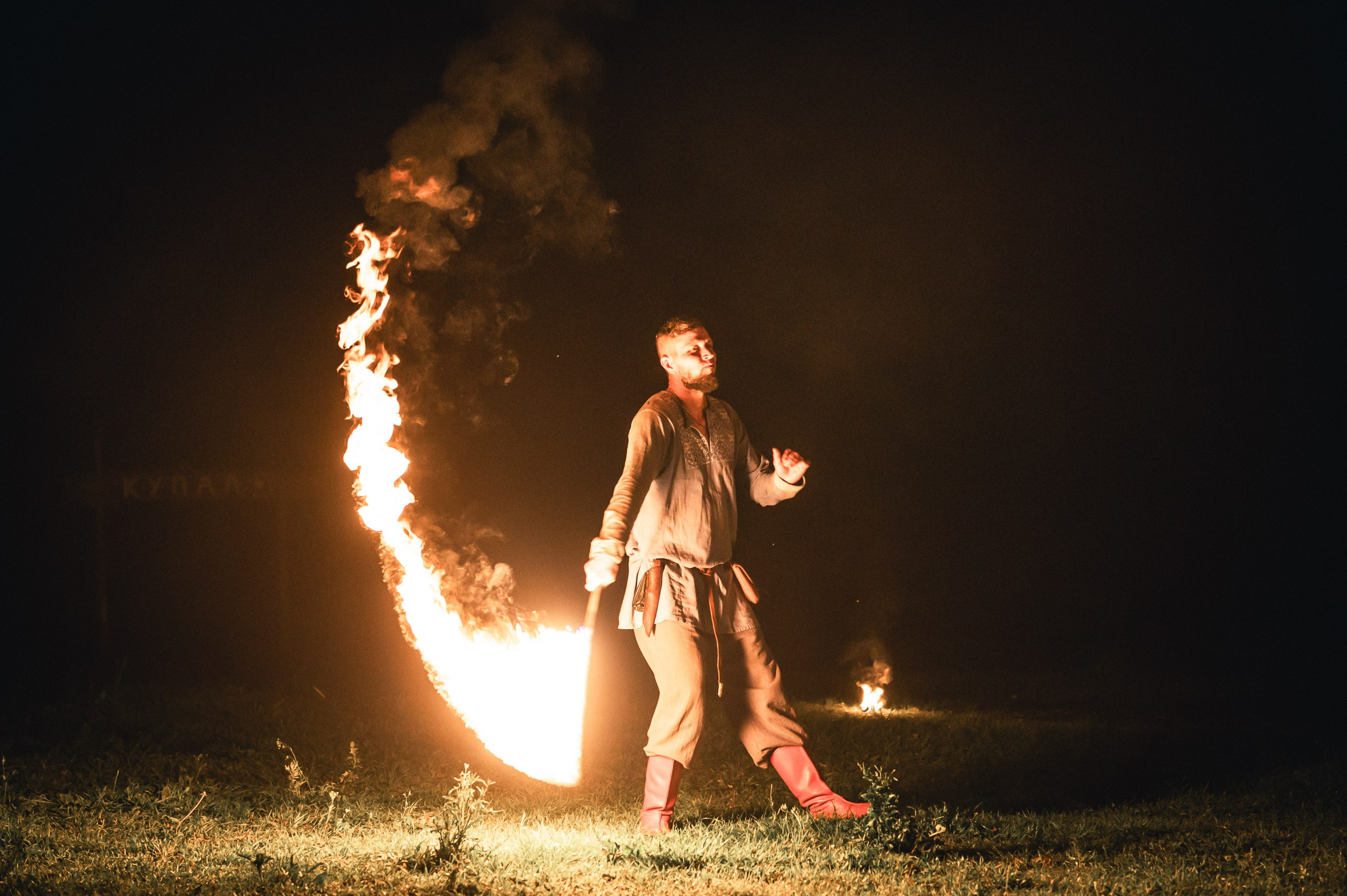 Шоу оригинального жанра «Пламя Феникса». Репортажный фотограф в Кирове Александр Лутошкин