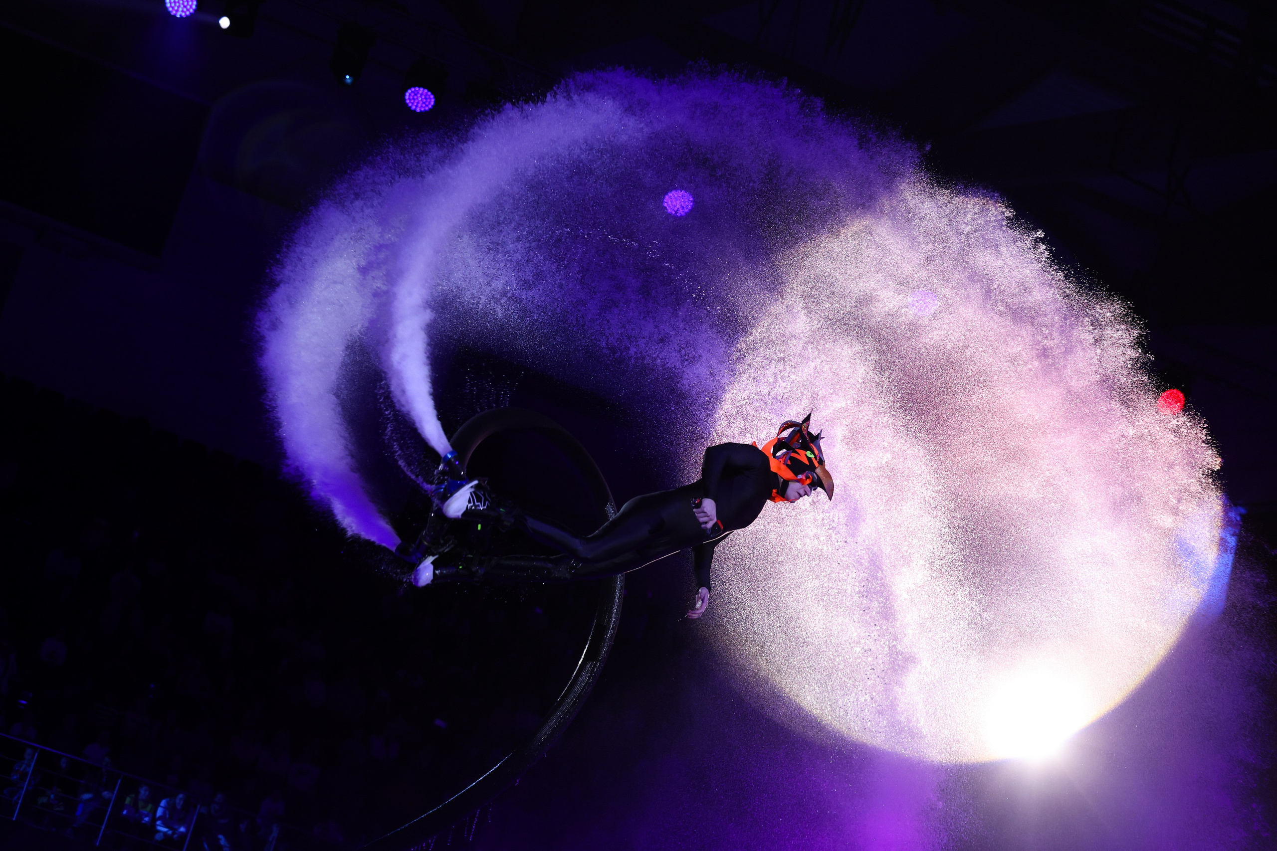 «Сказка о царе Салтане» спектакль на воде 30.12.2025. Спортивный и репортажный фотограф Антон Тереханов