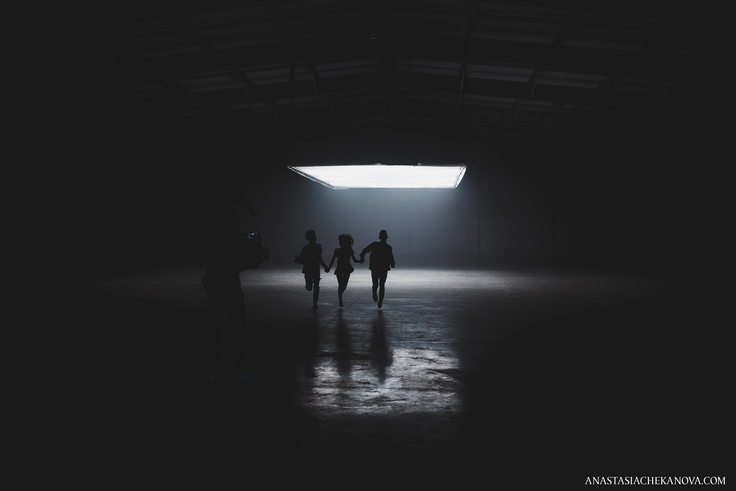 Backstage съемки клипа группы DVOE. Концертный и бурлеск фотограф Москва