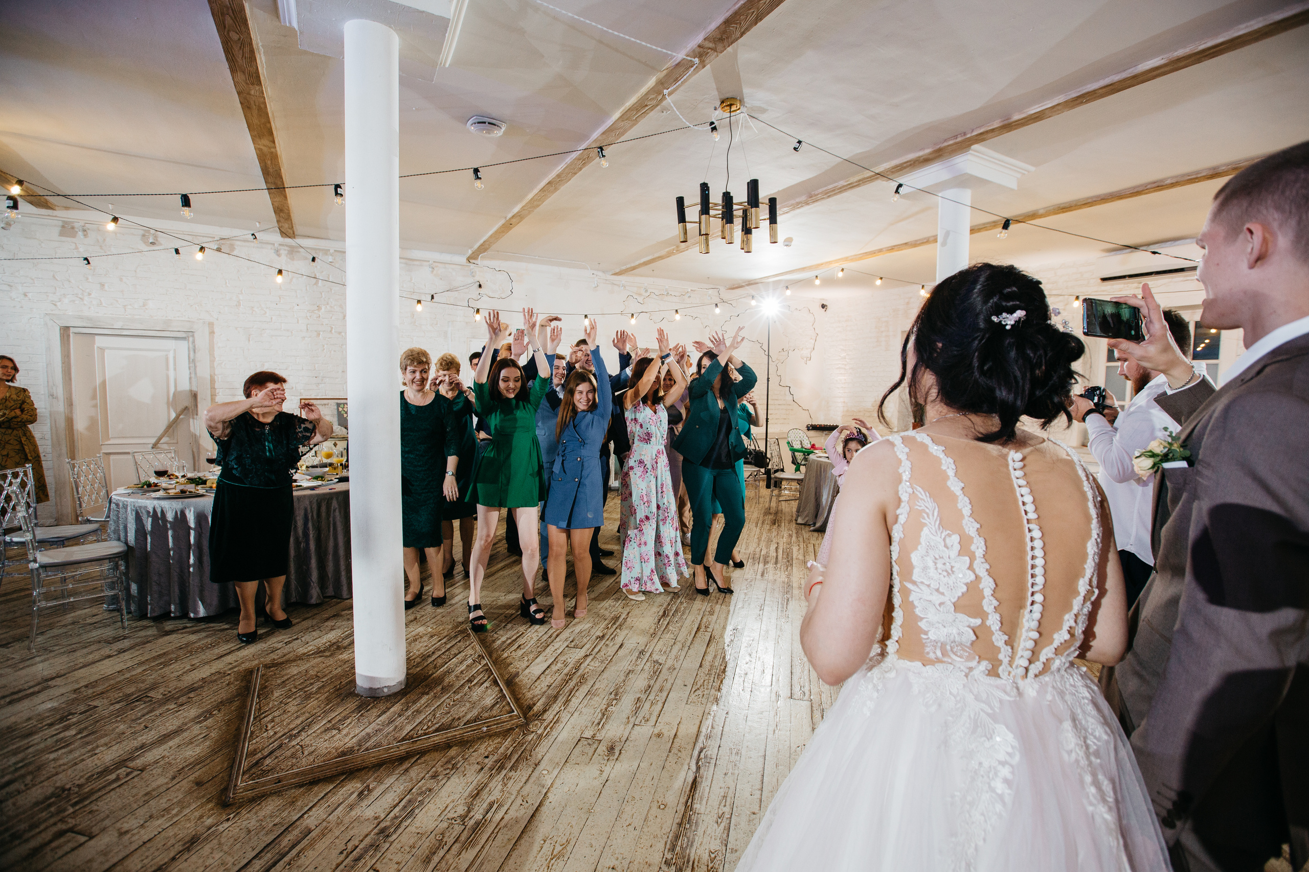 Дима и Гуля. Ведущий на свадьбу в Москве Зубков Алексей