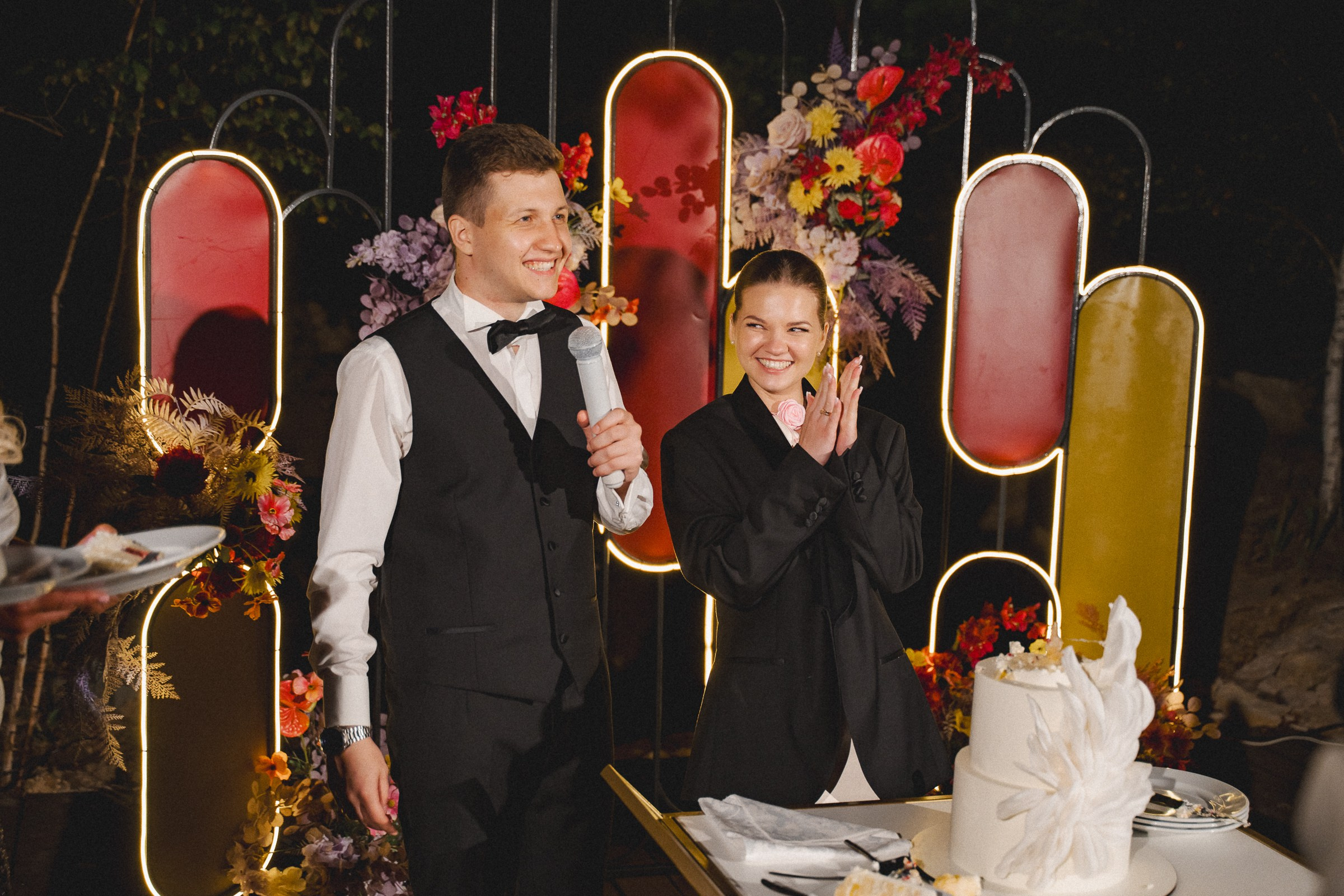 Запах цвета корал, фуксия, оранж. Свадебный фотограф Александр Осипов