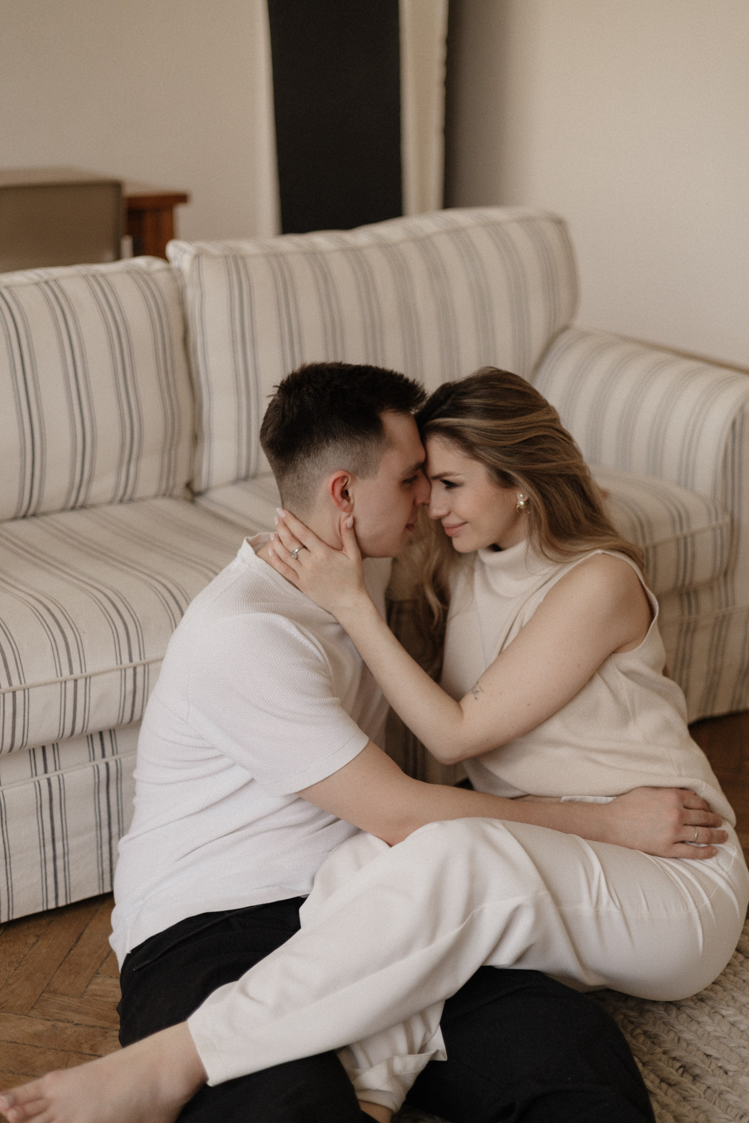 Беременная фотосессия в студии. Свадебный и портретный фотограф в Москве Анастасия Масюк