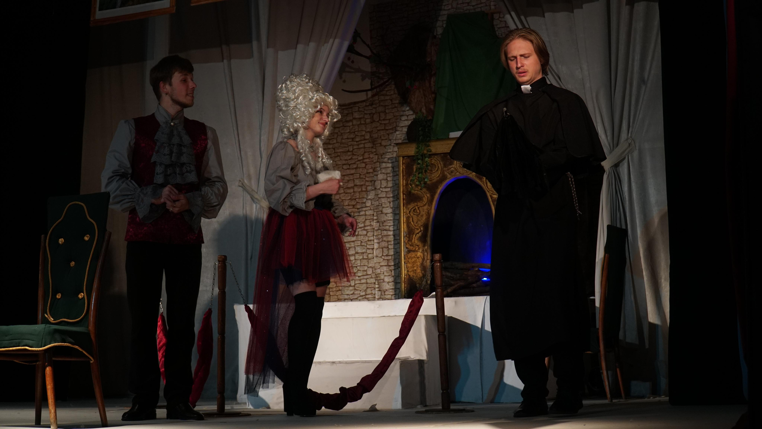 Спектакль «Тот самый Мюнхгаузен» по пьесе Г.Горина. Видеооператор Андрей Сапенок