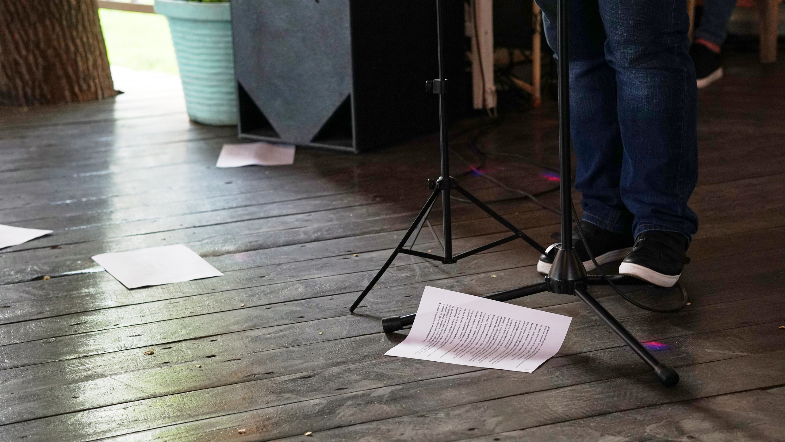 Антон Зимин в Кинокофейне им. Ханжонкова | Стендап — Донецк. Видеооператор Андрей Сапенок