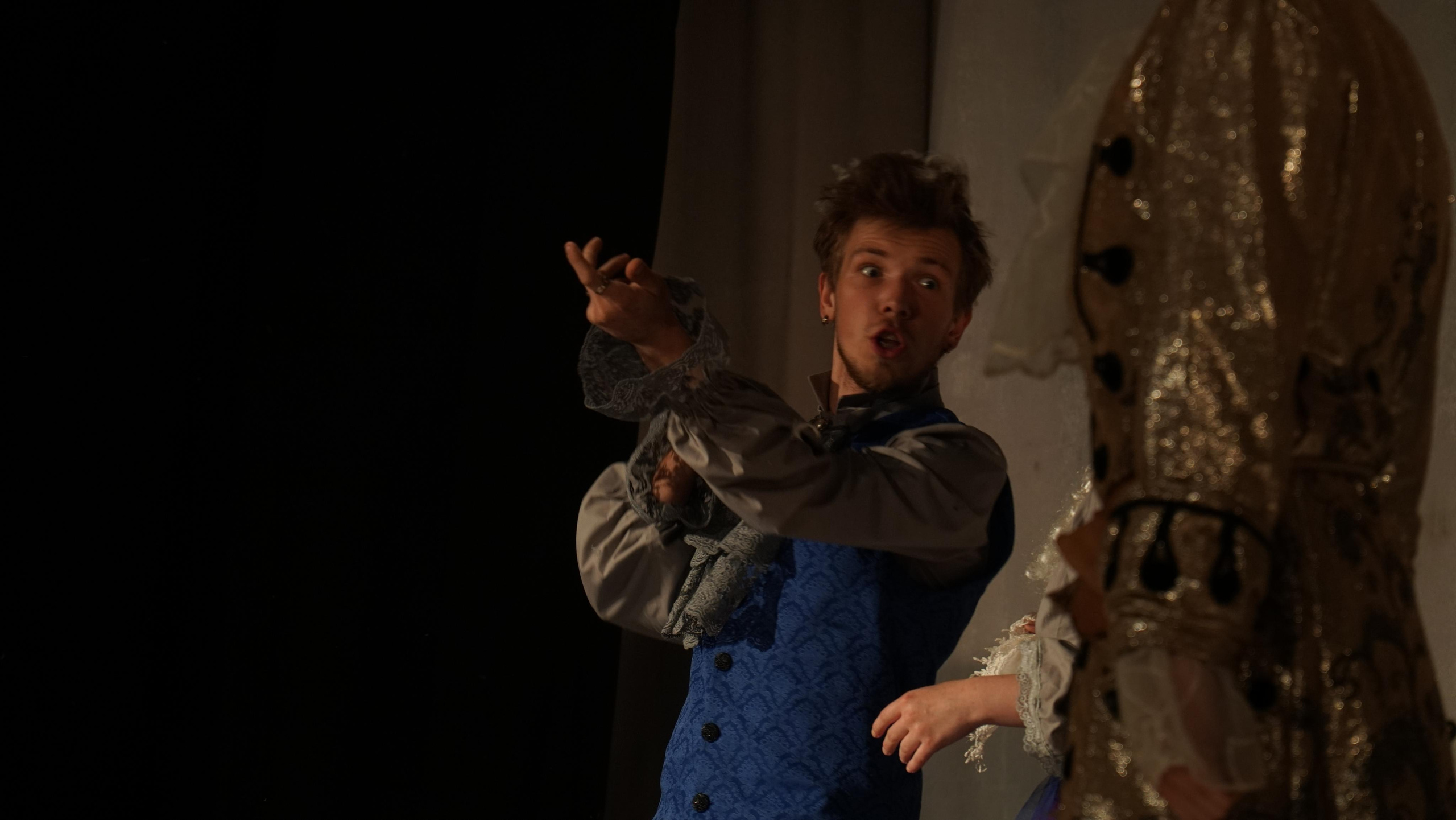 Спектакль «Тот самый Мюнхгаузен» по пьесе Г.Горина. Видеооператор Андрей Сапенок