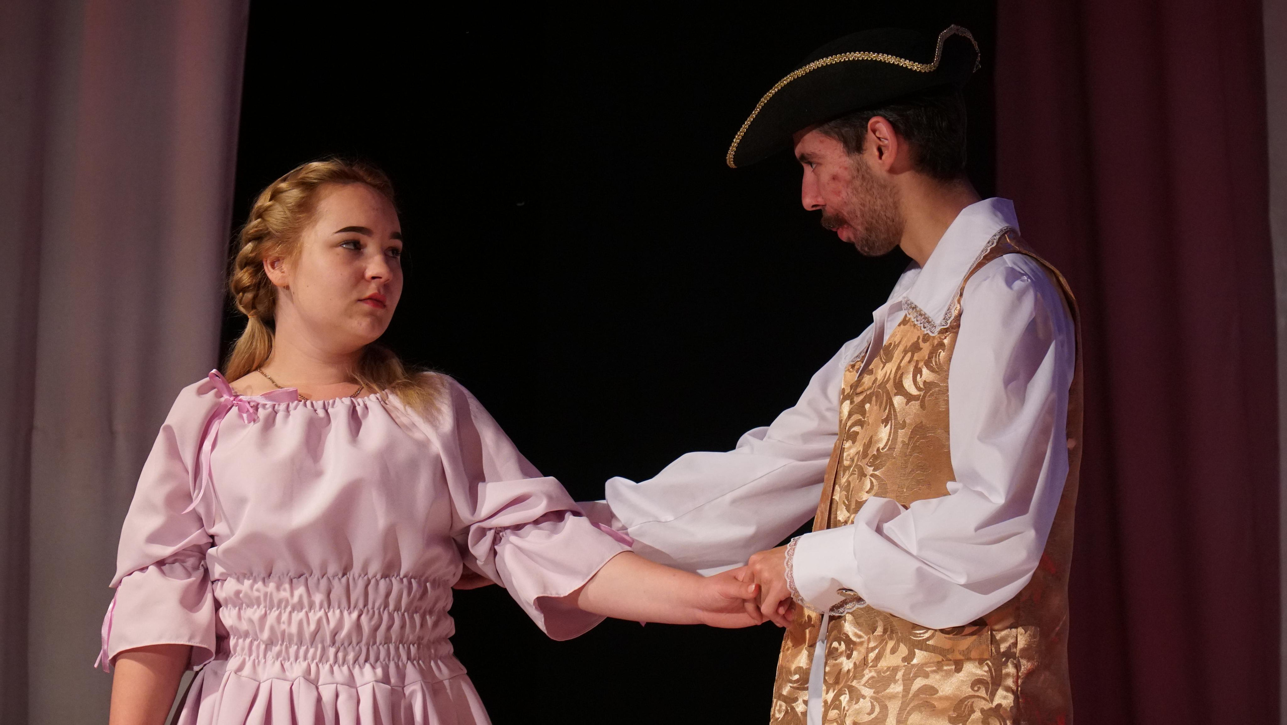 Спектакль «Тот самый Мюнхгаузен» по пьесе Г.Горина. Видеооператор Андрей Сапенок