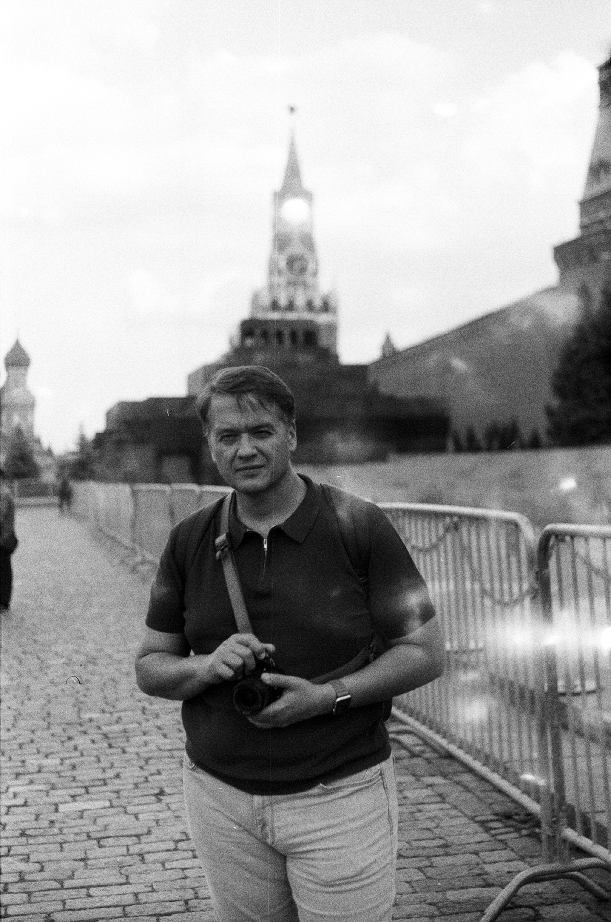 Альбом пленочных ЧБ-фото. Репортажный и семейный фотограф — Шелихов Сергей