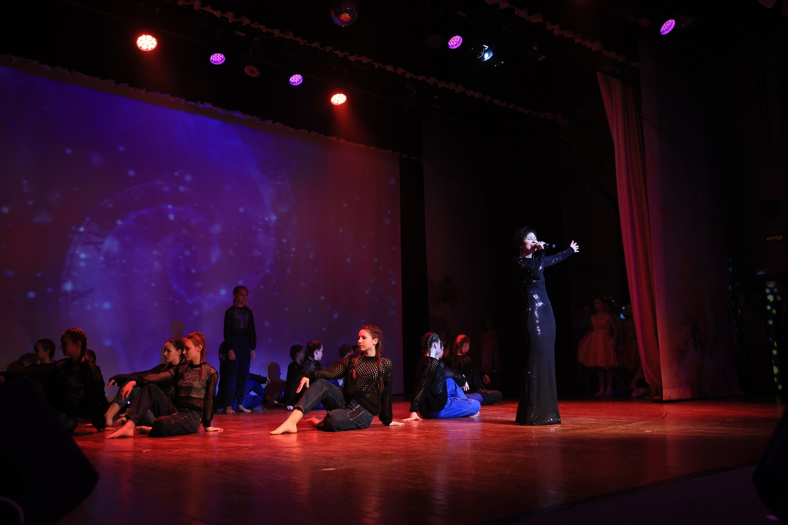 Концерт к 8 Марта в ДК «Металлург» г. Тула. Фотограф в Туле Крупский АнДРей. Фотостудия «КАДР71» в Туле