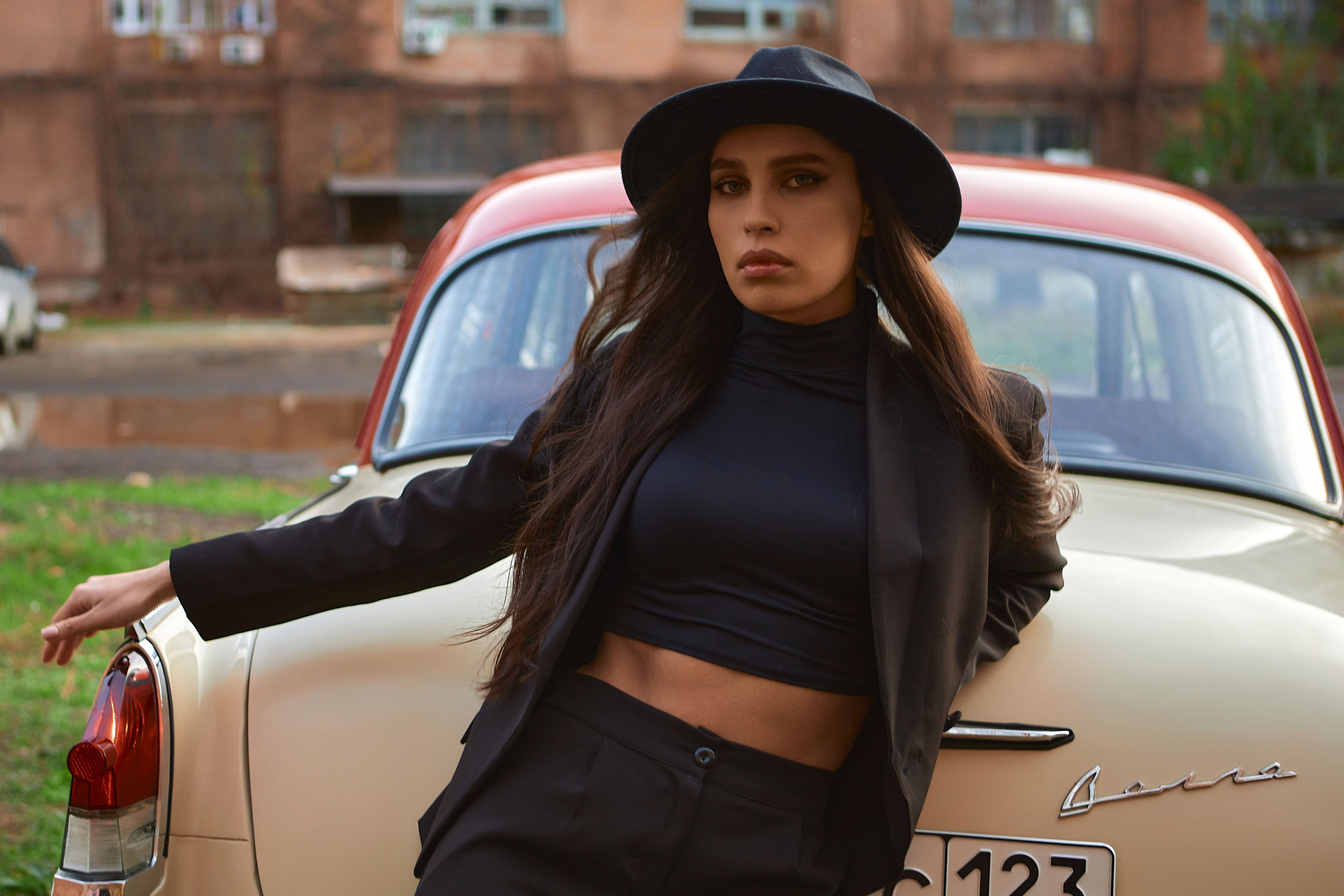 Фотосессия с ретро авто. Семейный и свадебный фотограф в Краснодаре Михеева Светлана