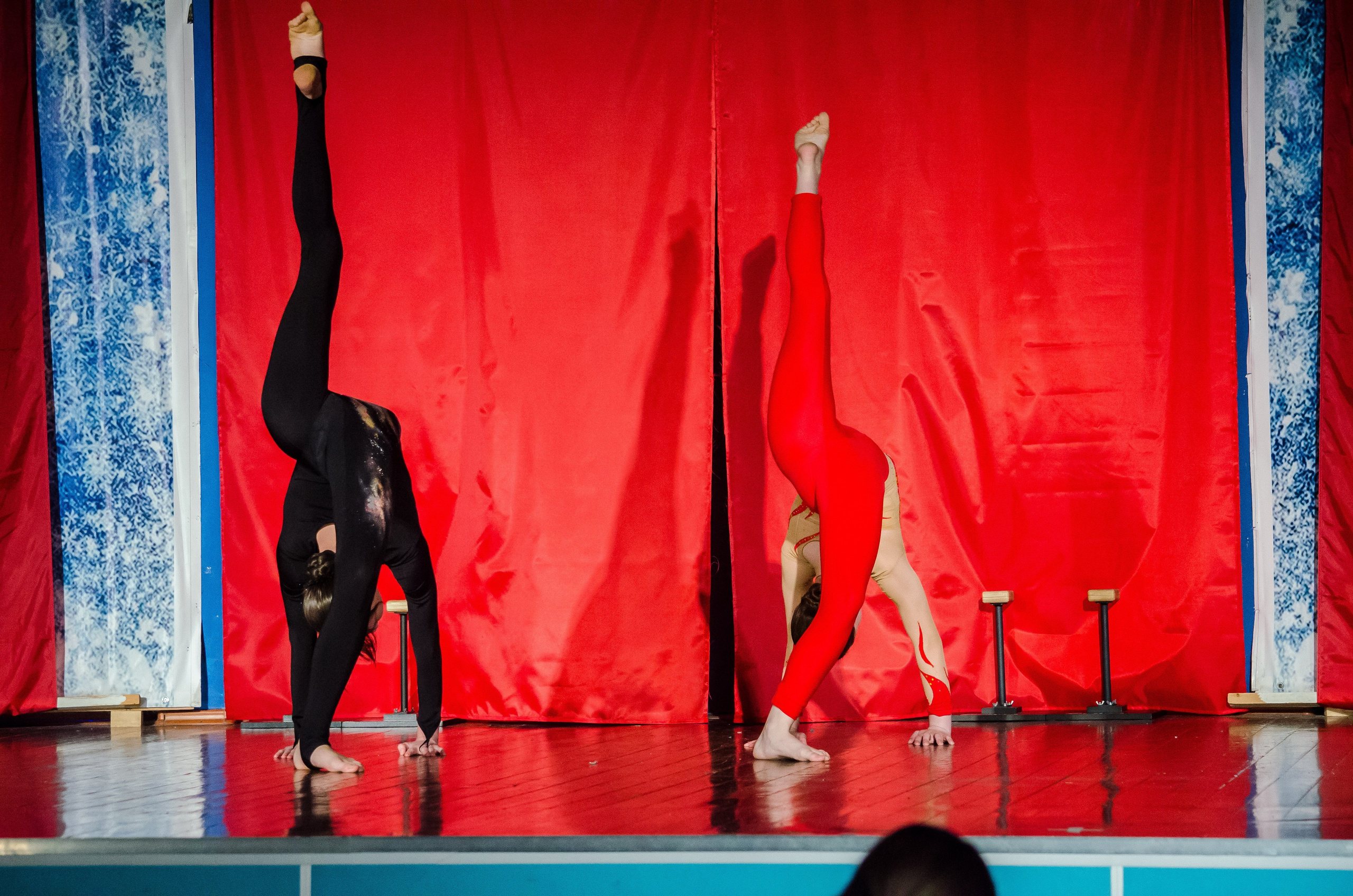 14 декабря, г. Омск. Золотое яблочко