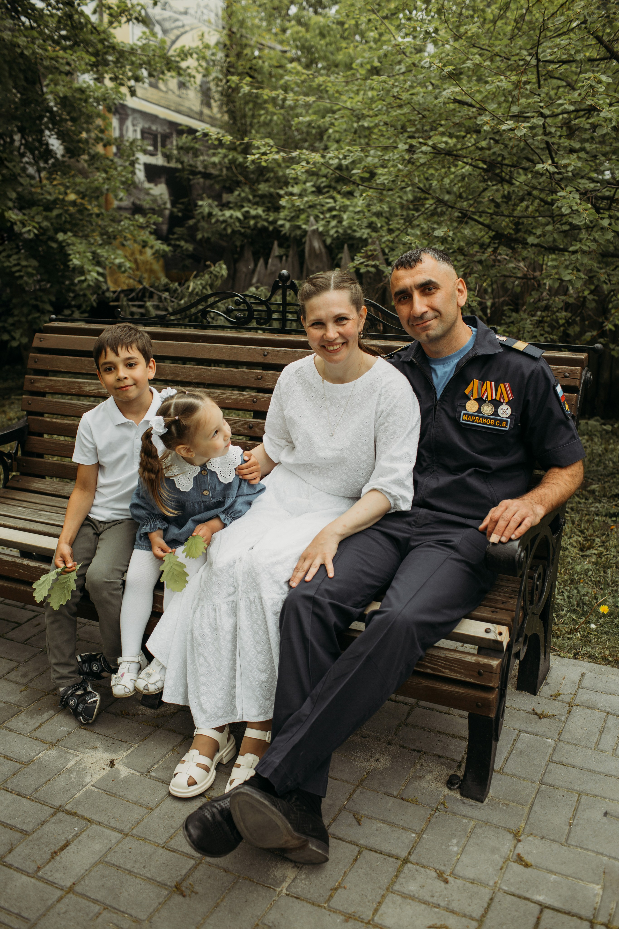 Амина, Малик, Юля, Сахиб. Семейный фотограф Томск